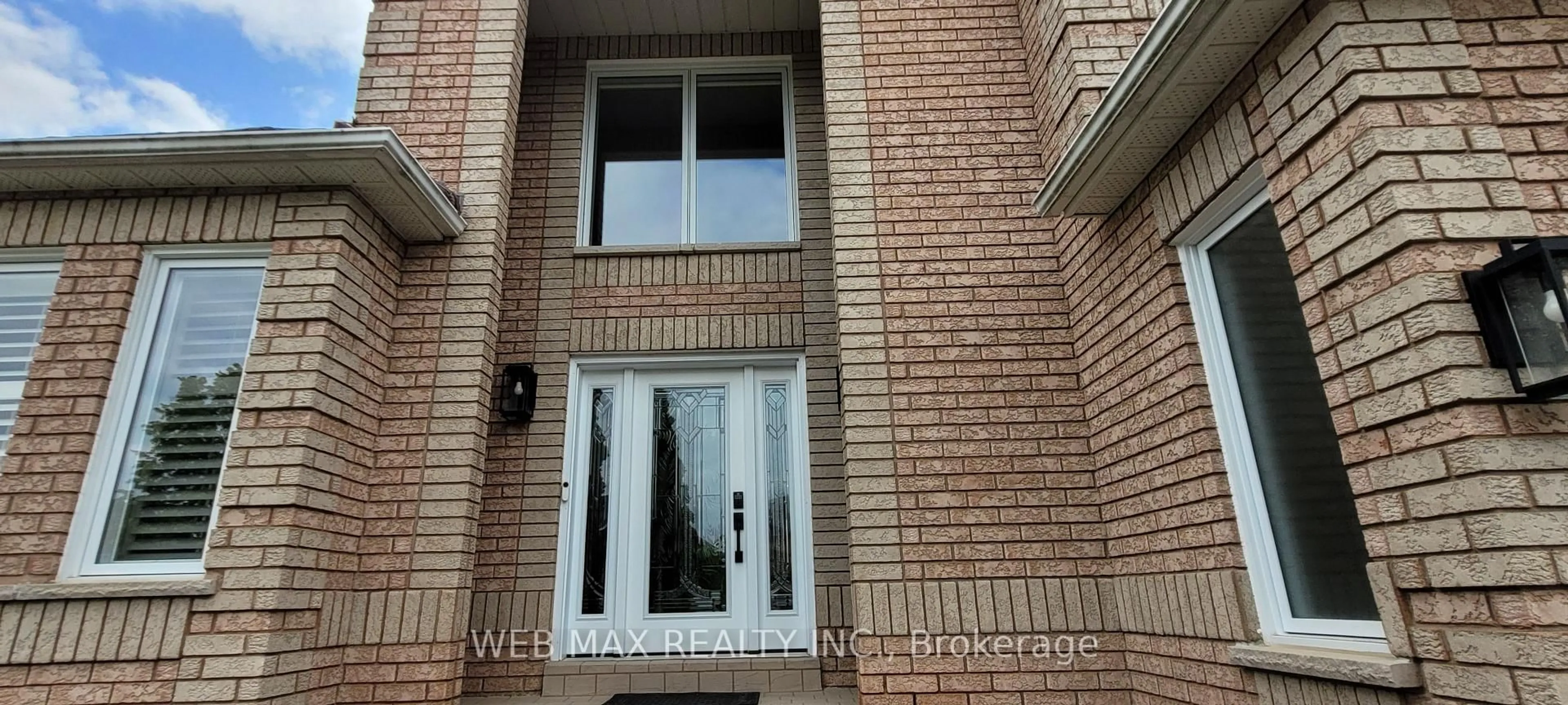 Home with brick exterior material, street for 22 Ashbury Cres, Caledon Ontario L7E 1X6
