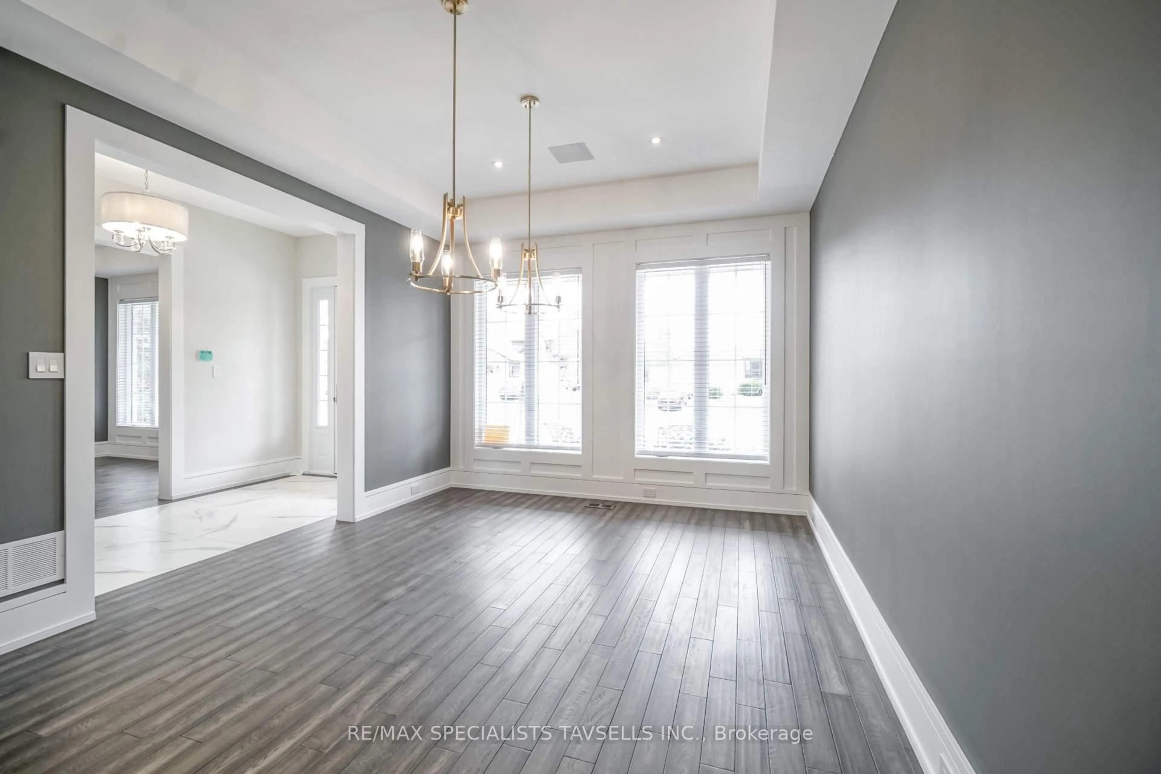 Indoor entryway for 7 Dolan Dr, Caledon Ontario L7E 0E1