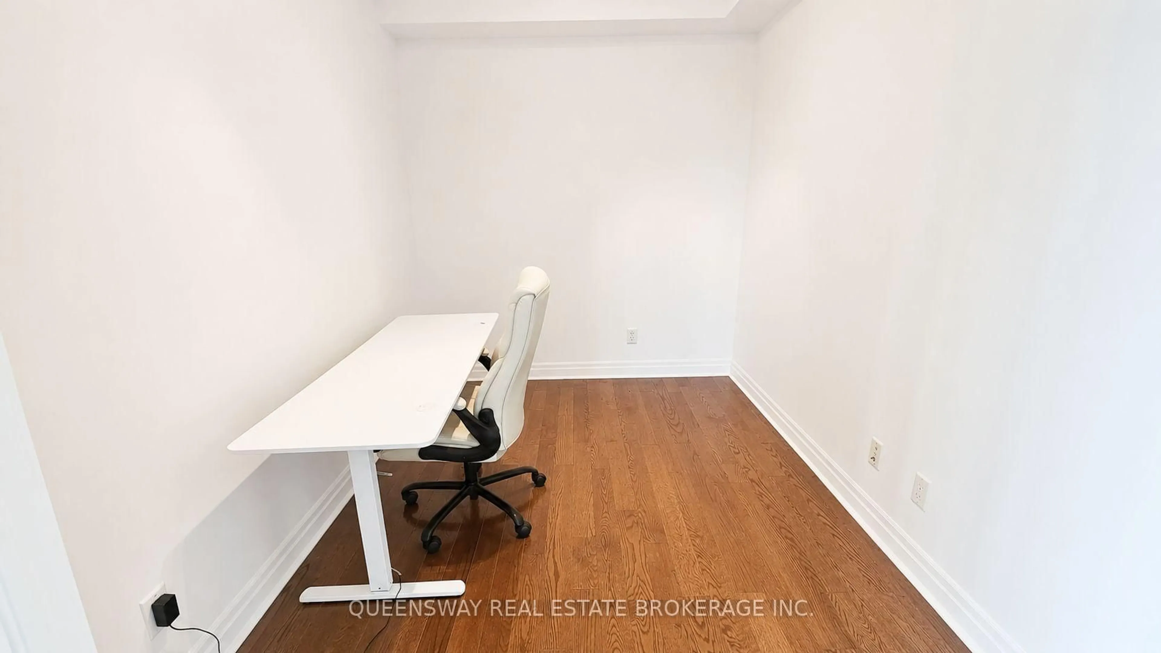 A pic of a room for 2119 Lake Shore Blvd #808, Toronto Ontario M8V 4E8