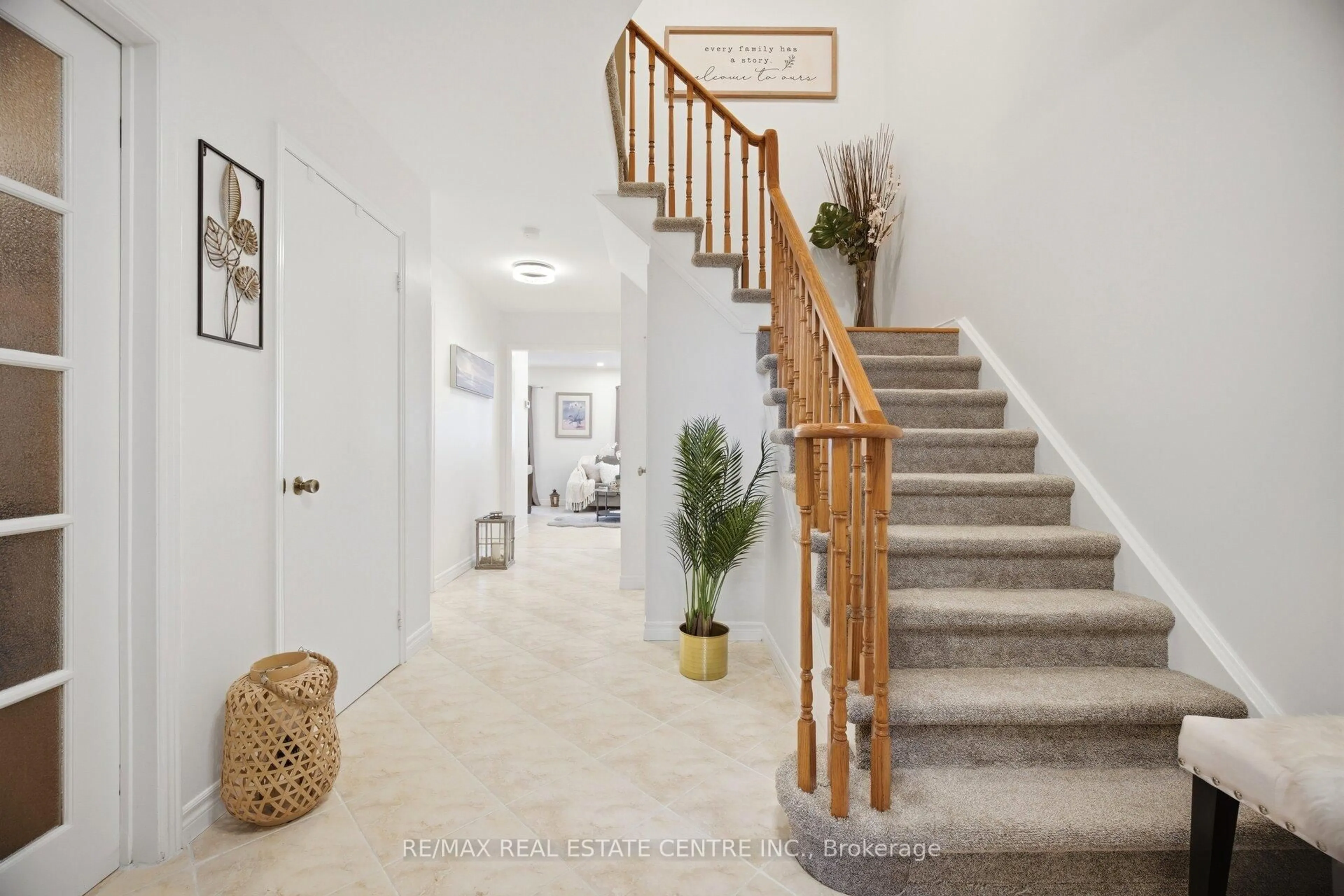Unknown for 6884 Edenwood Dr, Mississauga Ontario L5N 4V6