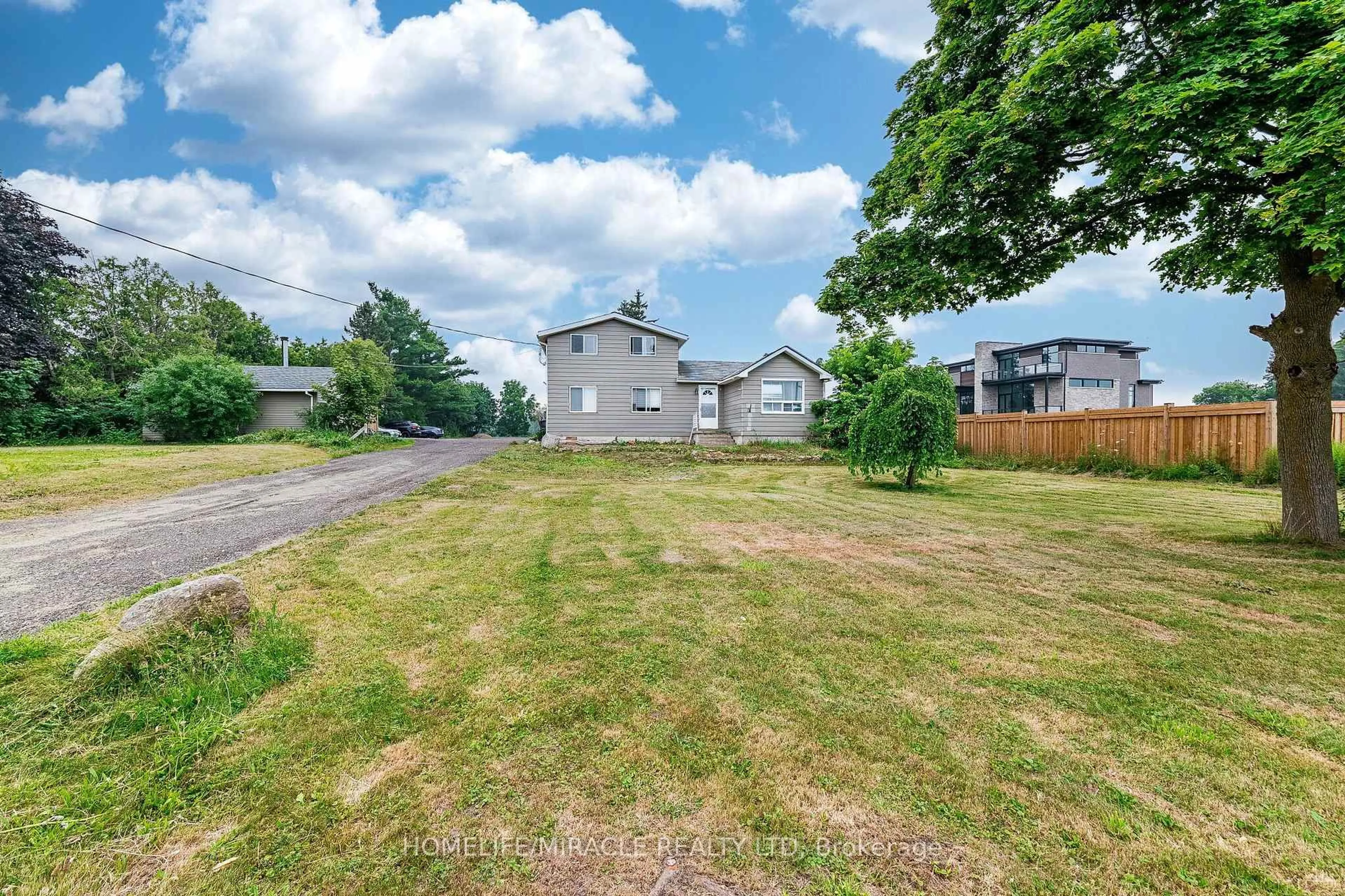 A pic from outside/outdoor area/front of a property/back of a property/a pic from drone, street for 10662 Winston Churchill Blvd, Halton Hills Ontario L7G 4S7