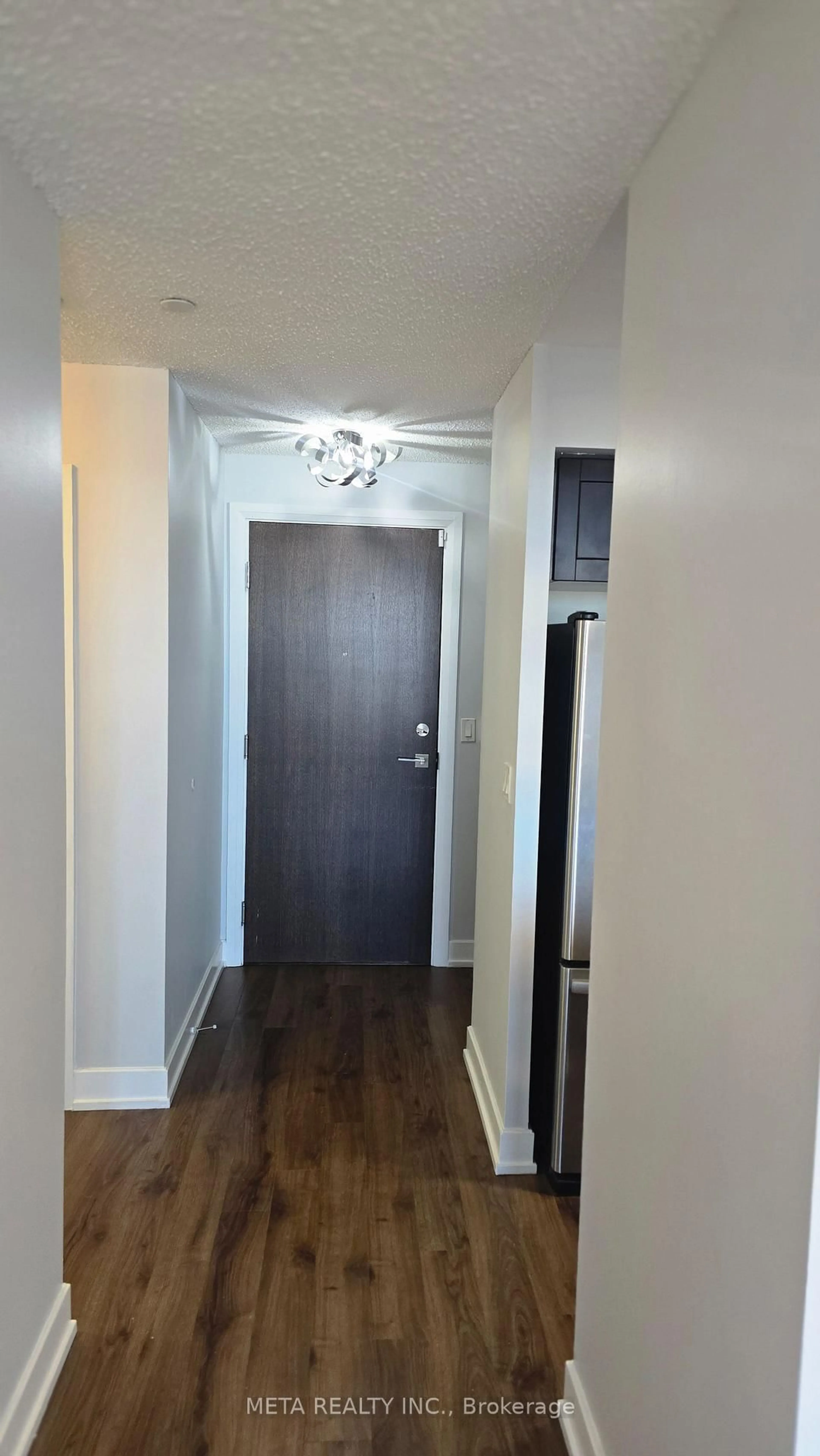Indoor foyer for 2 Eva Rd #2527, Toronto Ontario M9C 0A9
