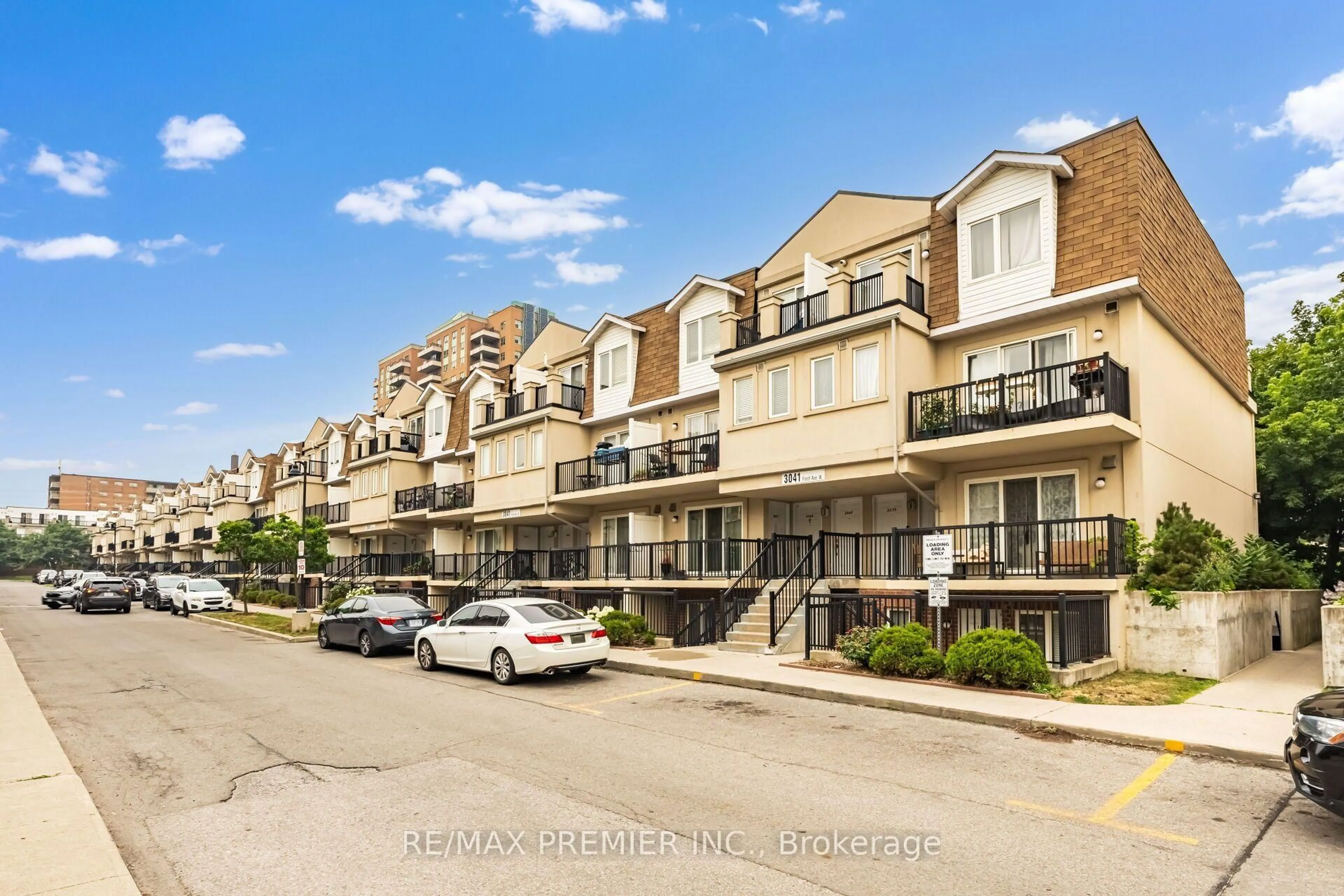 A pic from outside/outdoor area/front of a property/back of a property/a pic from drone, street for 3041 Finch Ave #2072, Toronto Ontario M9M 0A4