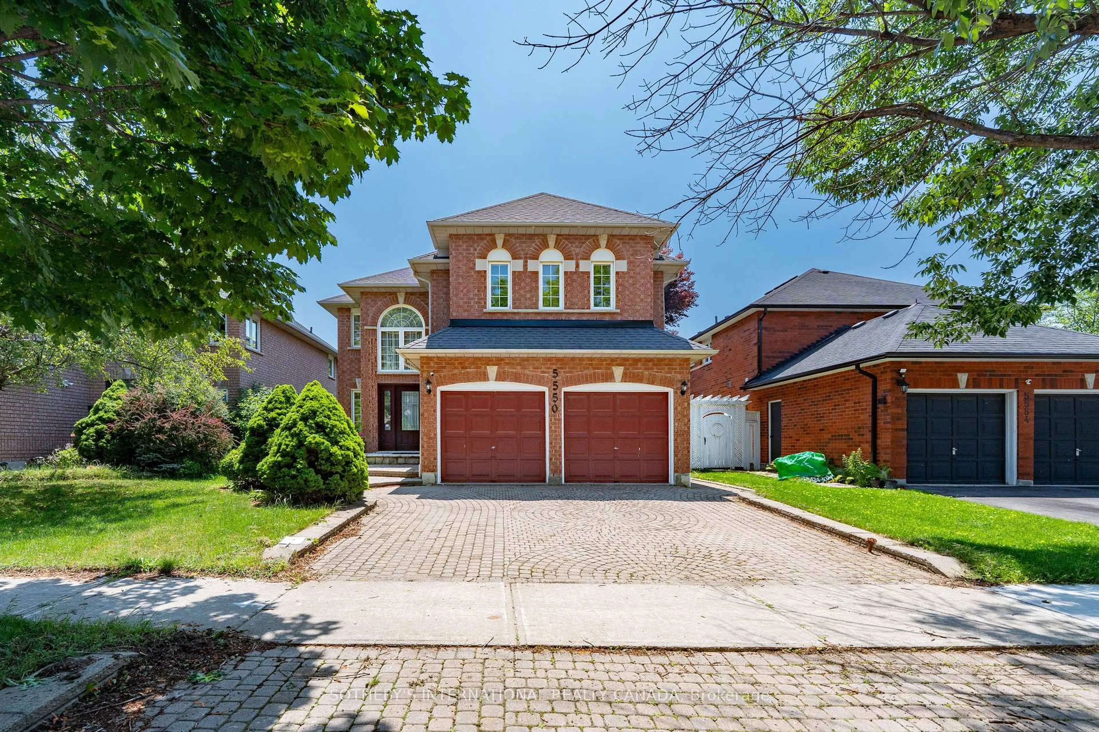 Home with brick exterior material, street for 5550 Middleport Cres, Mississauga Ontario L4Z 3S5