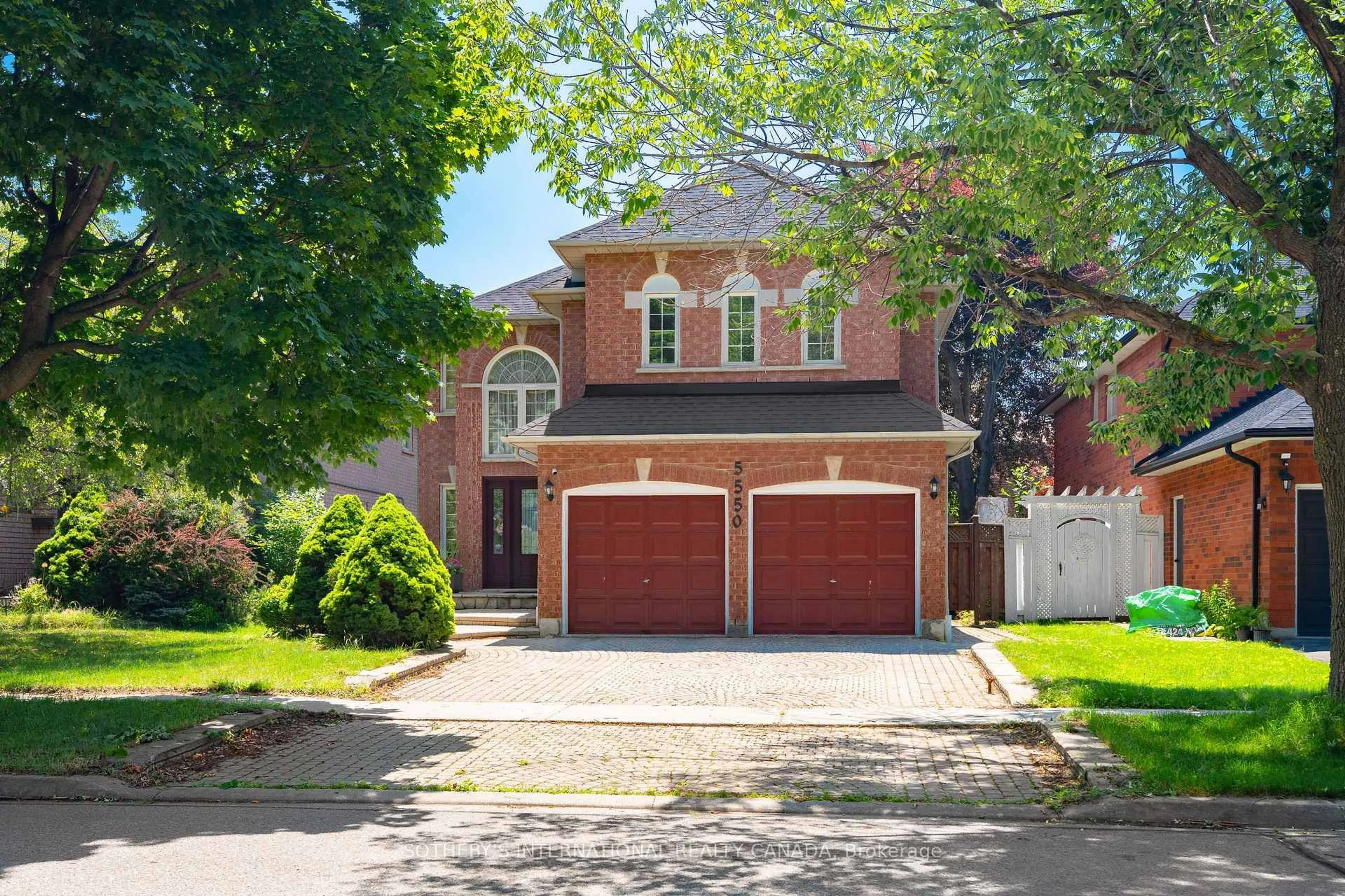 Home with brick exterior material, street for 5550 Middleport Cres, Mississauga Ontario L4Z 3S5
