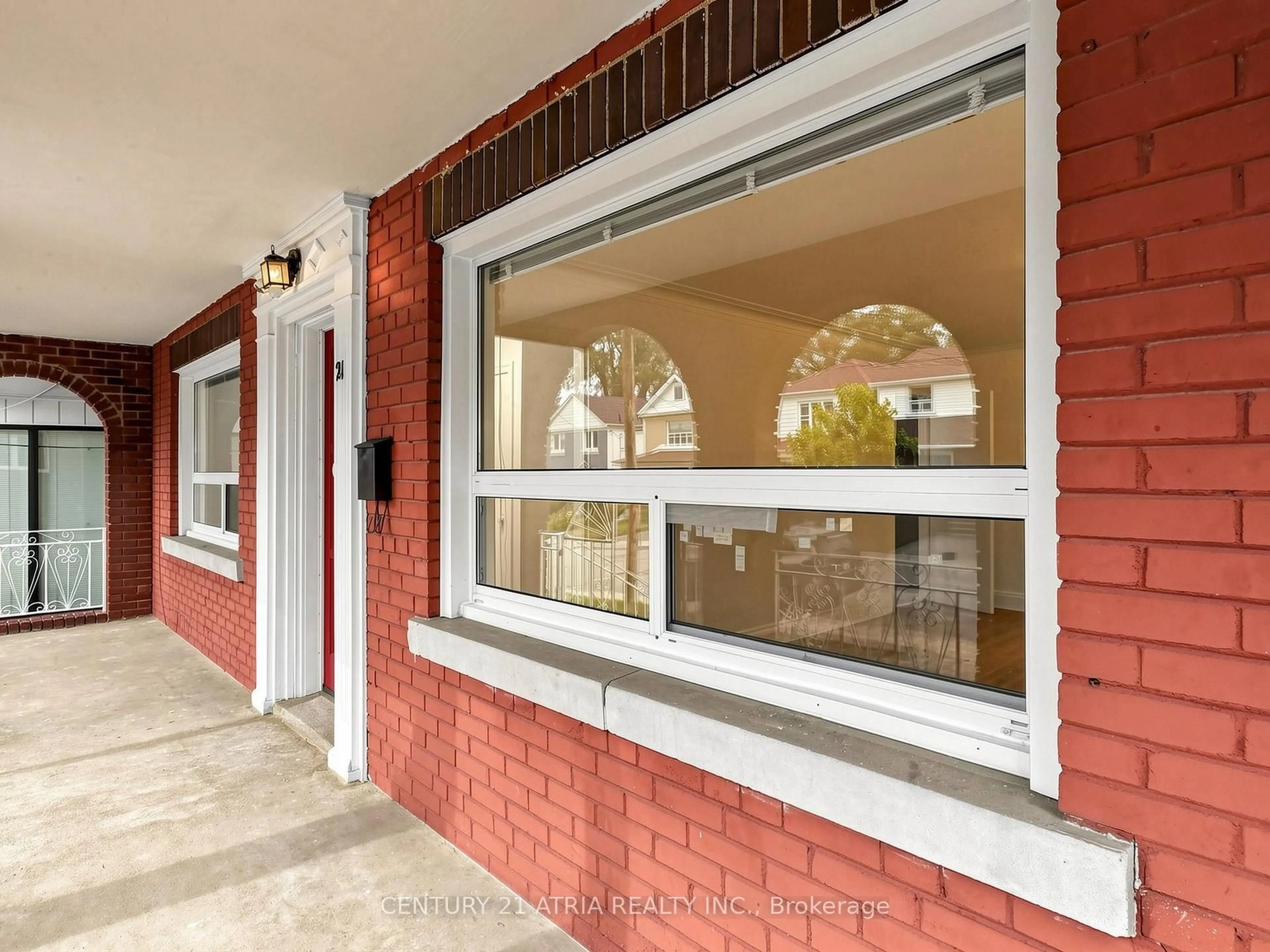 Unknown for 21 Mahoney Ave, Toronto Ontario M6M 2H5