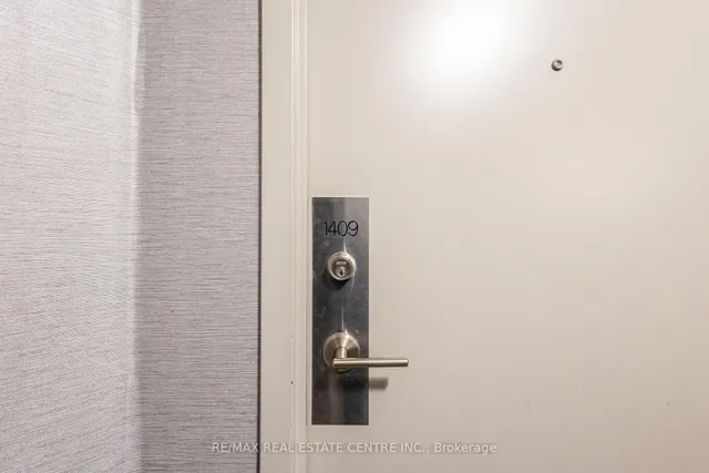 816 Lansdowne Ave #1409, Toronto 5