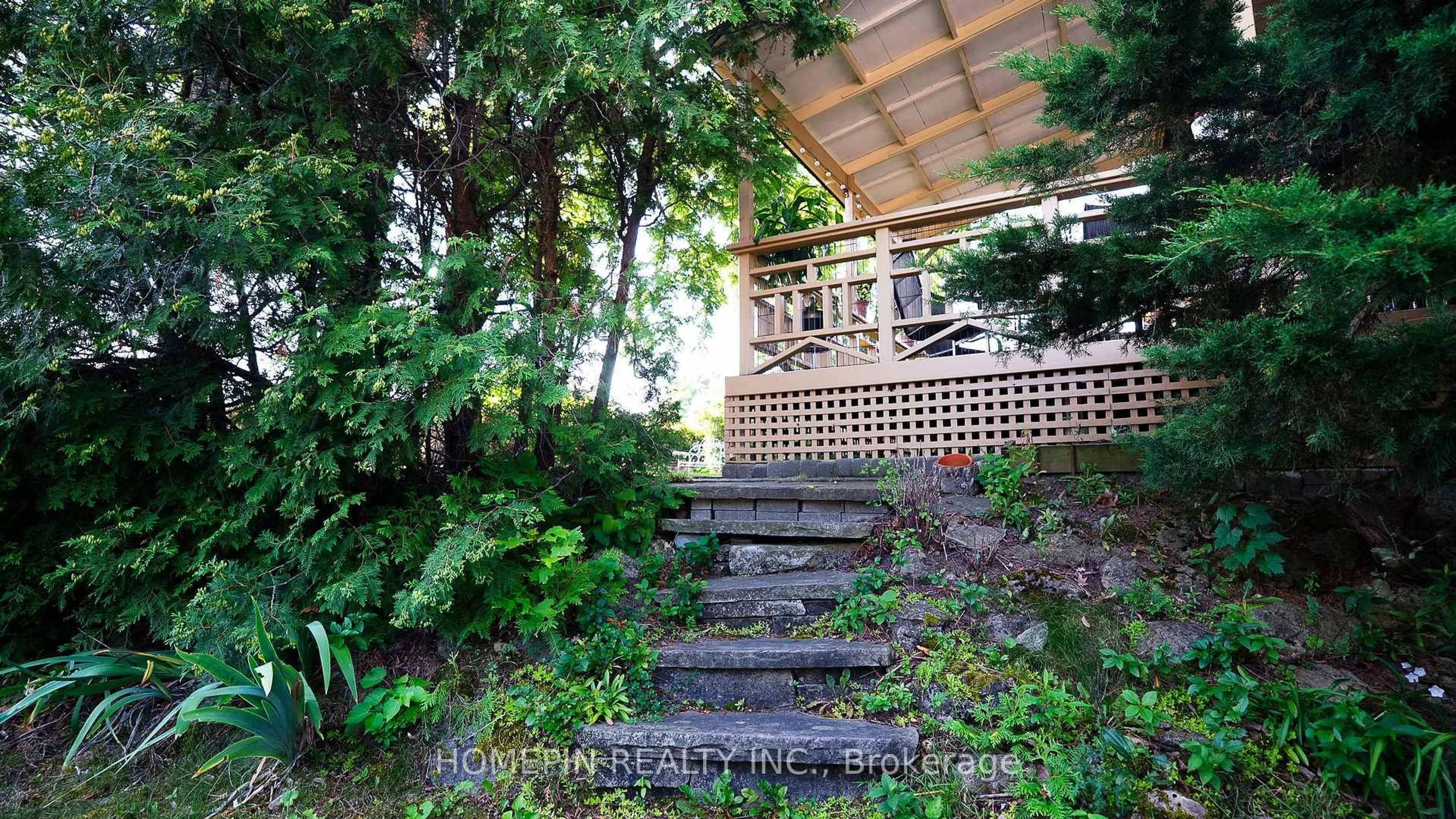 Stairs for 25 Grovetree Rd, Toronto Ontario M9V 2Y3