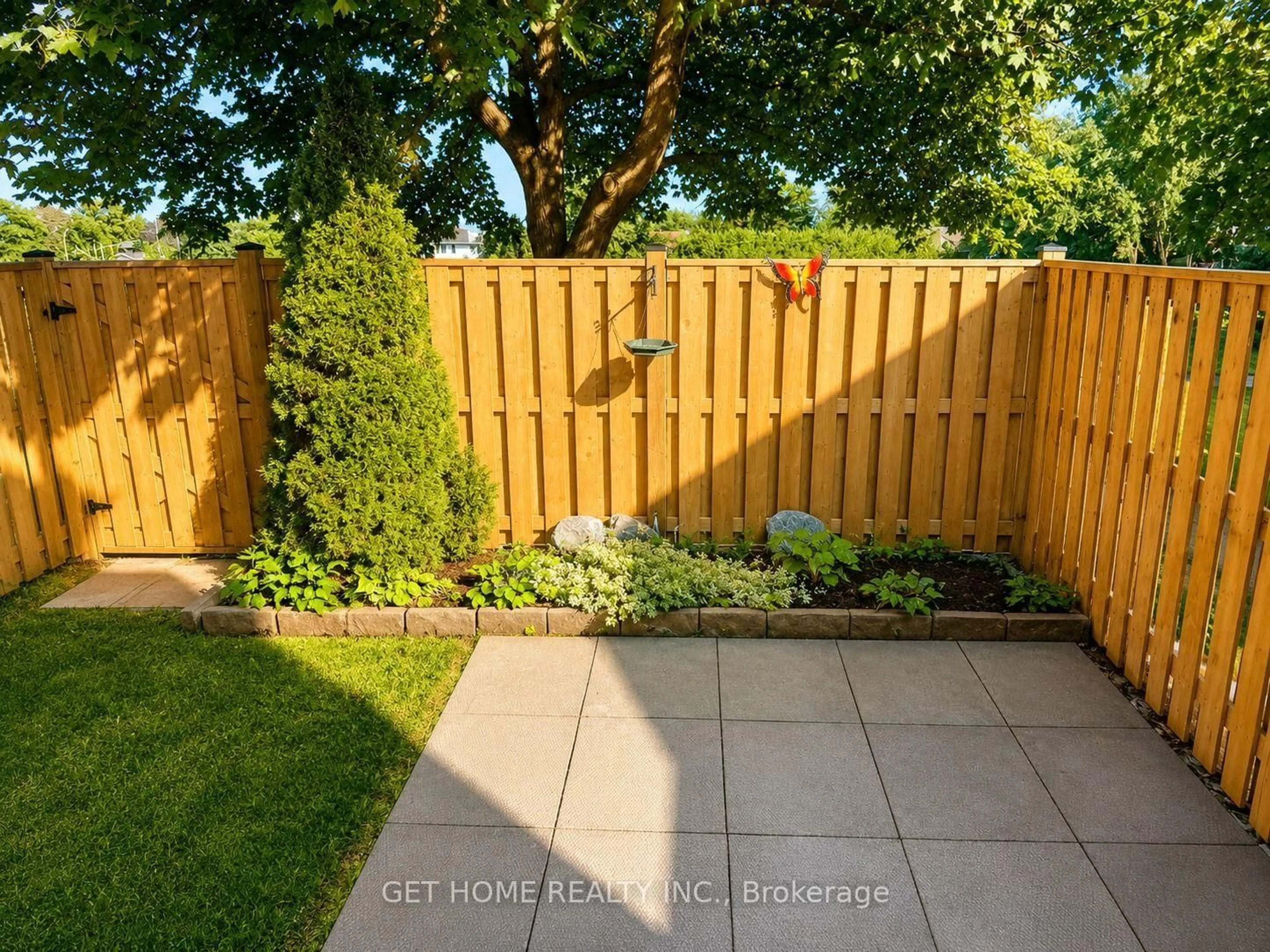 Patio, street for 2185 Fairchild Blvd ##23, Burlington Ontario L7P 3P6