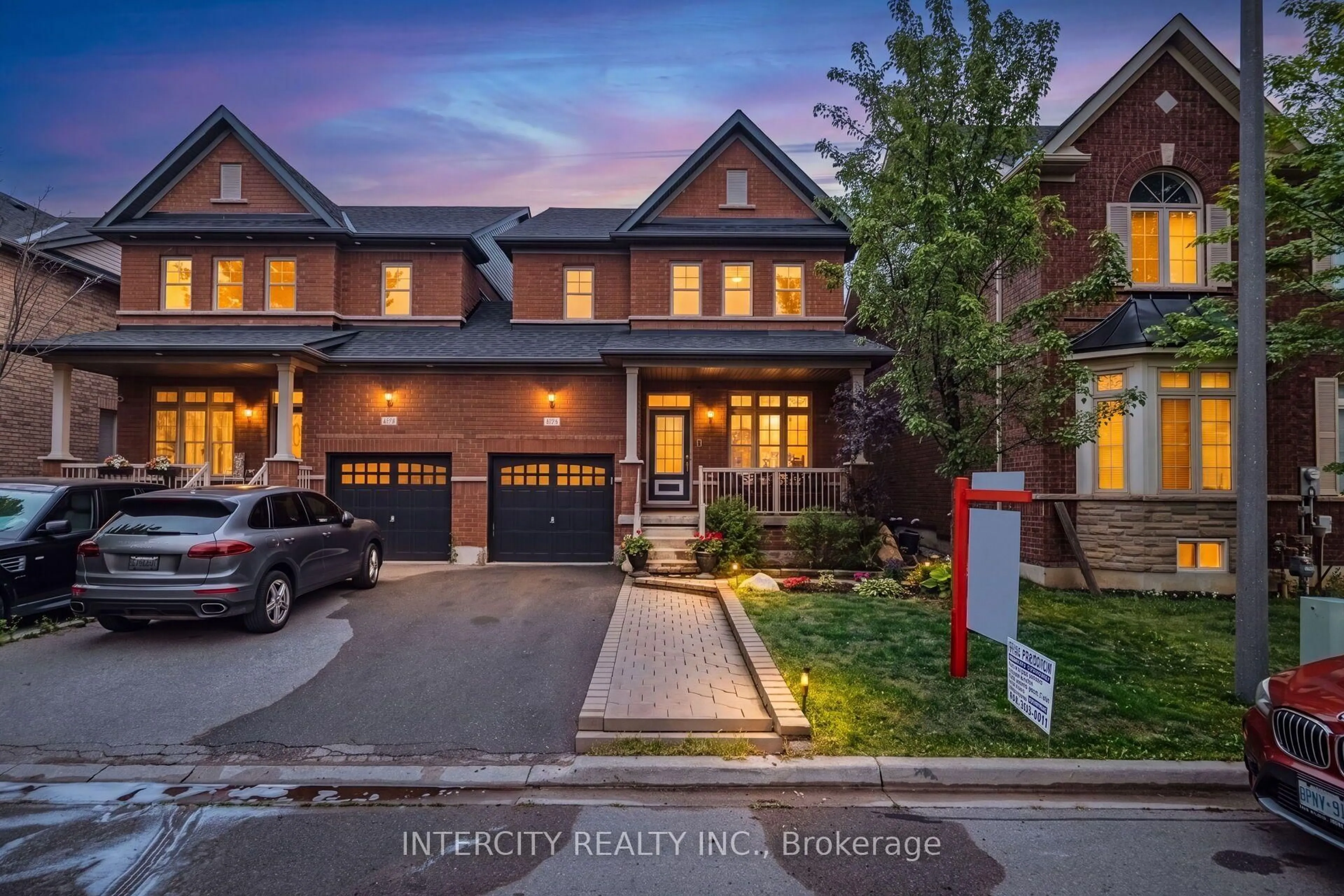 Home with brick exterior material, street for 162 Holmes Cres, Milton Ontario L9T 0V9
