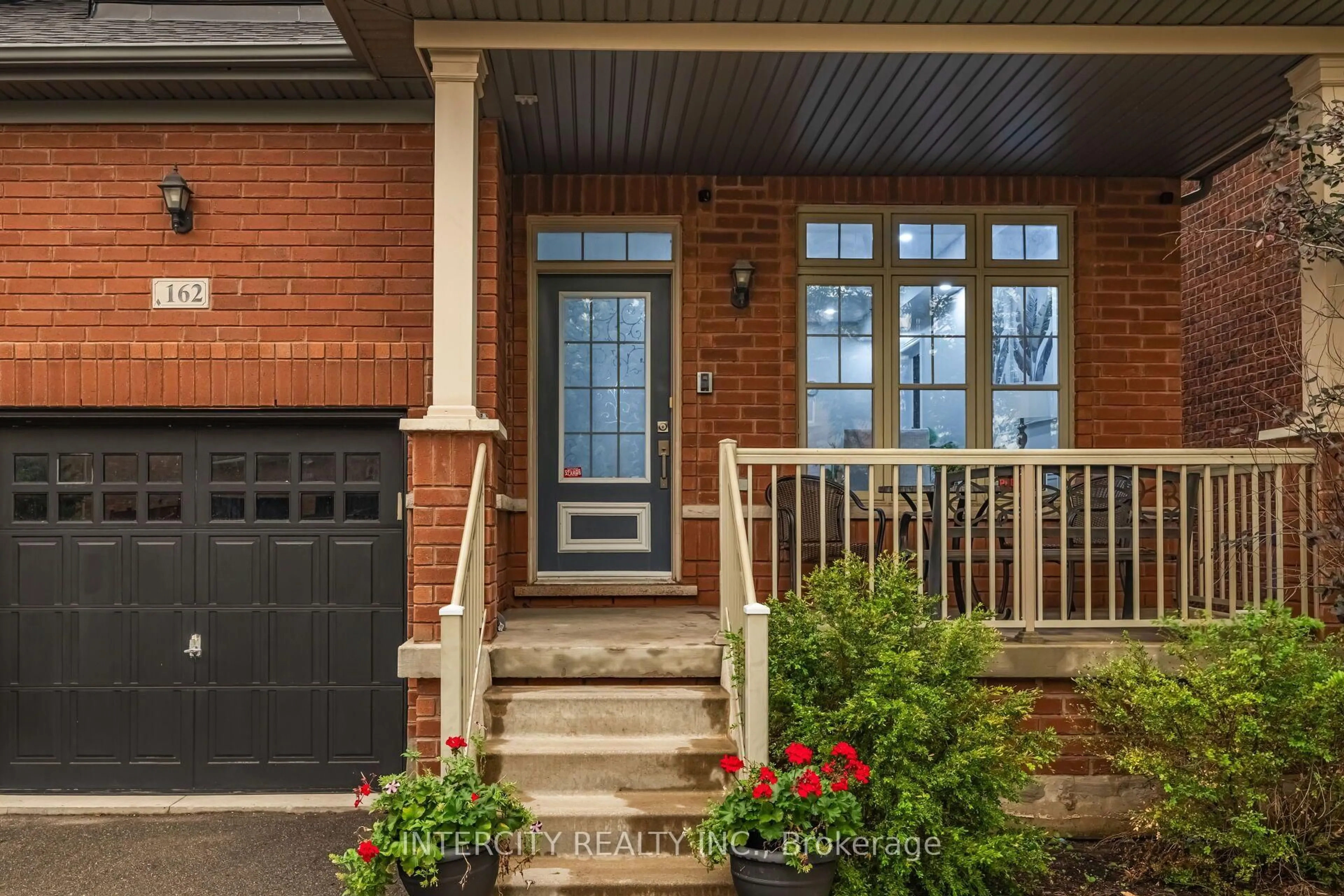 Home with brick exterior material, street for 162 Holmes Cres, Milton Ontario L9T 0V9