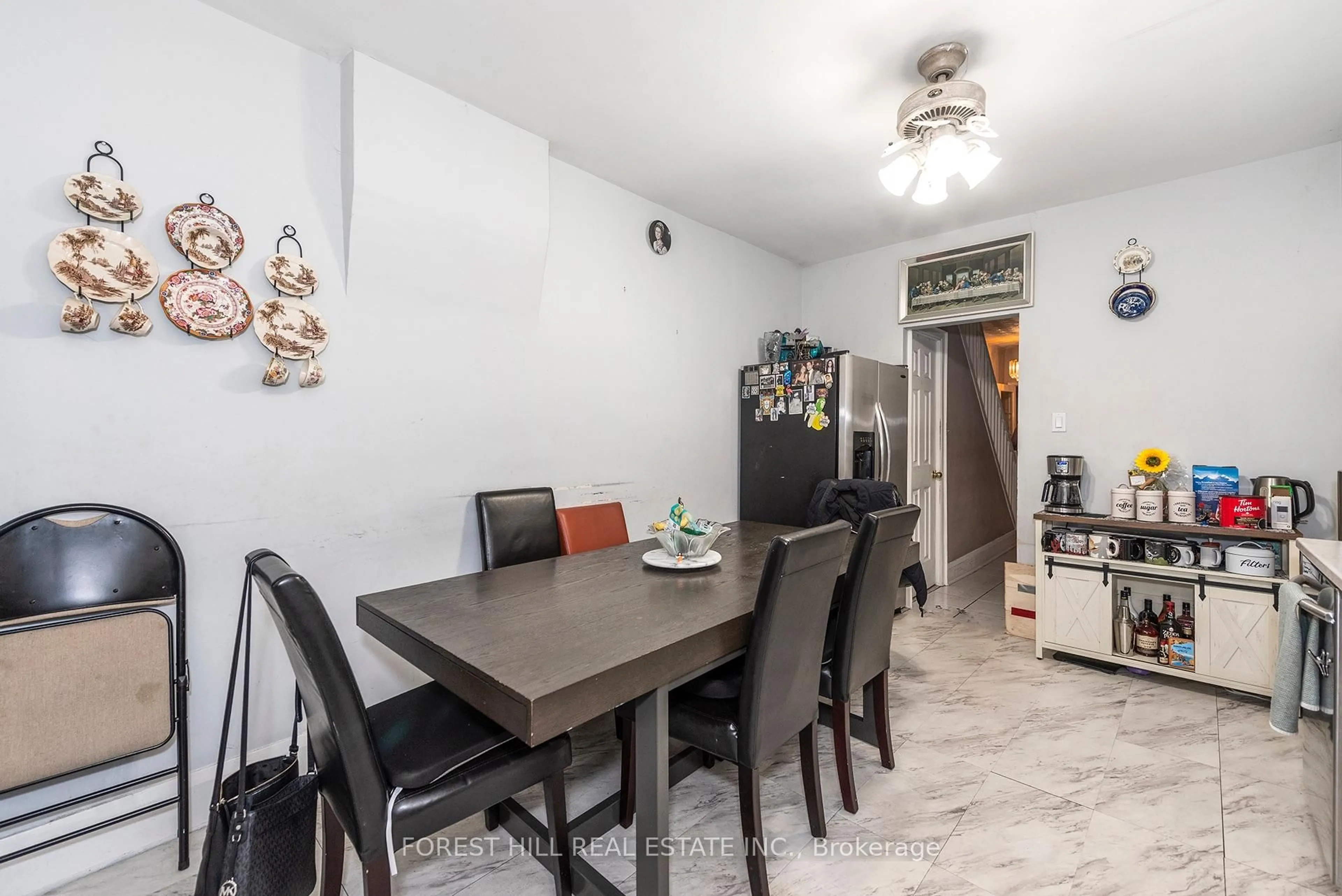 Dining room, unknown for 413 Westmoreland Ave, Toronto Ontario M6H 3A6