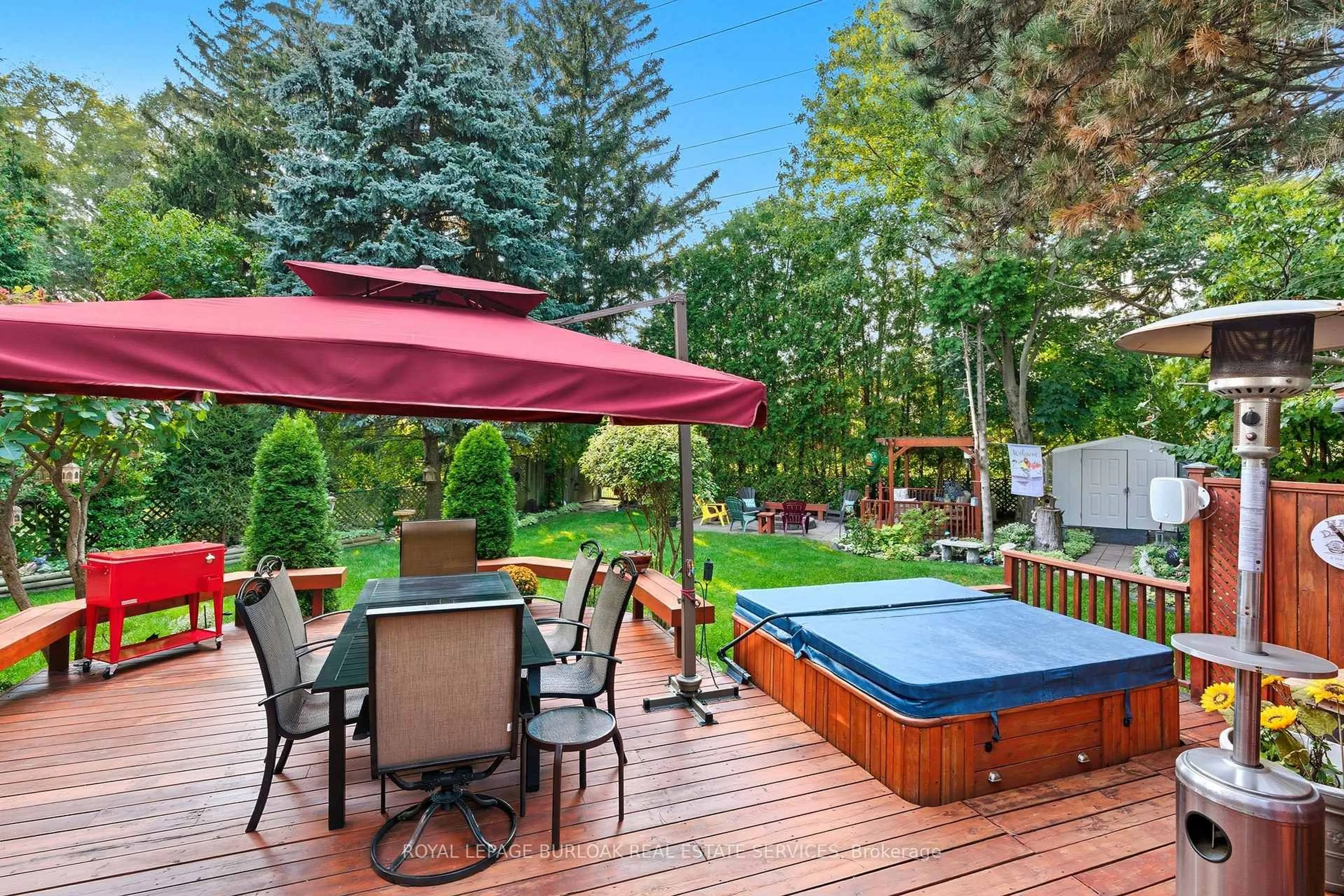 Patio, unknown for 1159 Greening Ave, Mississauga Ontario L4Y 1H3