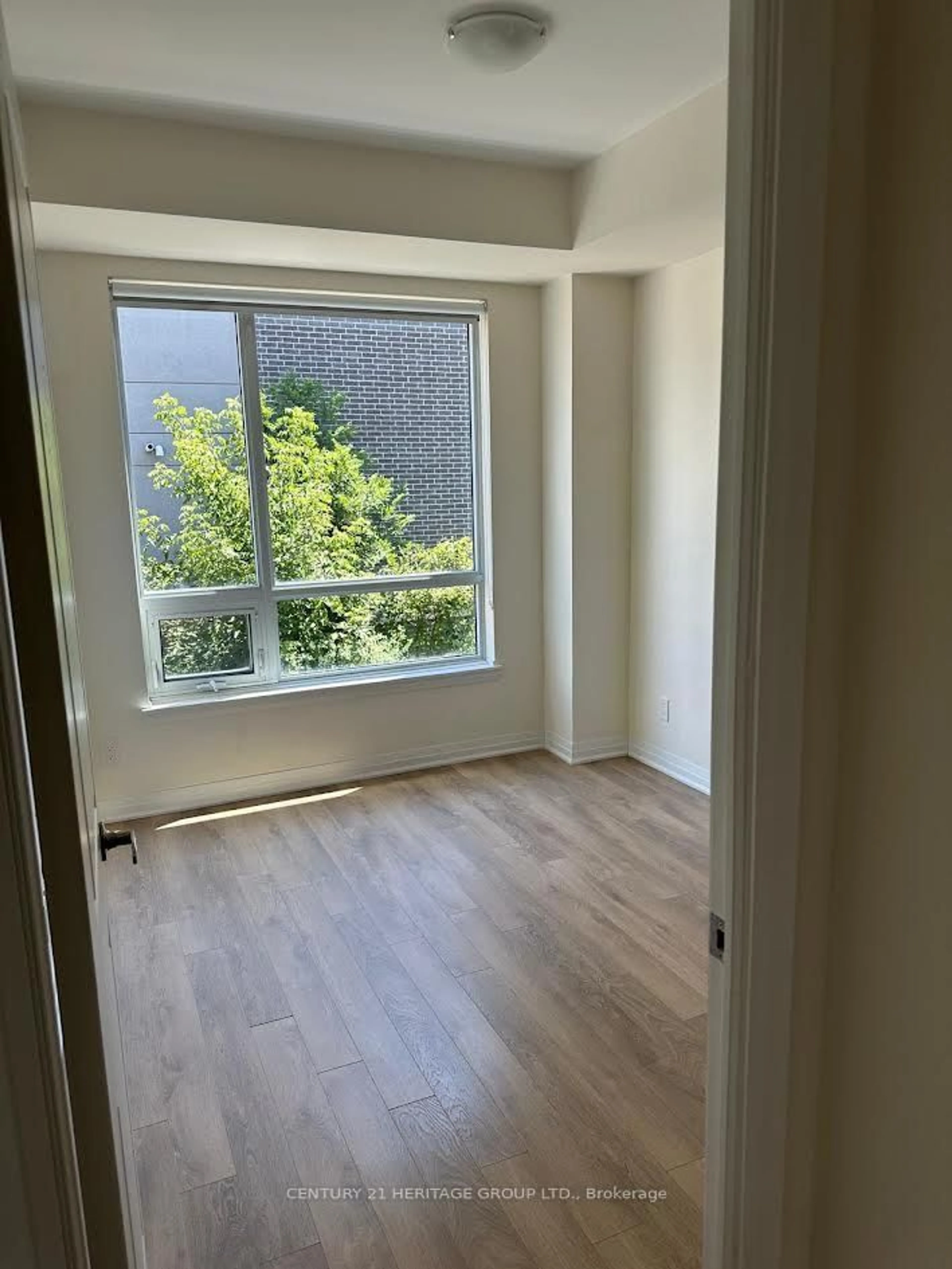 A pic of a room for 680 Atwater Ave #22, Mississauga Ontario L5G 0B6
