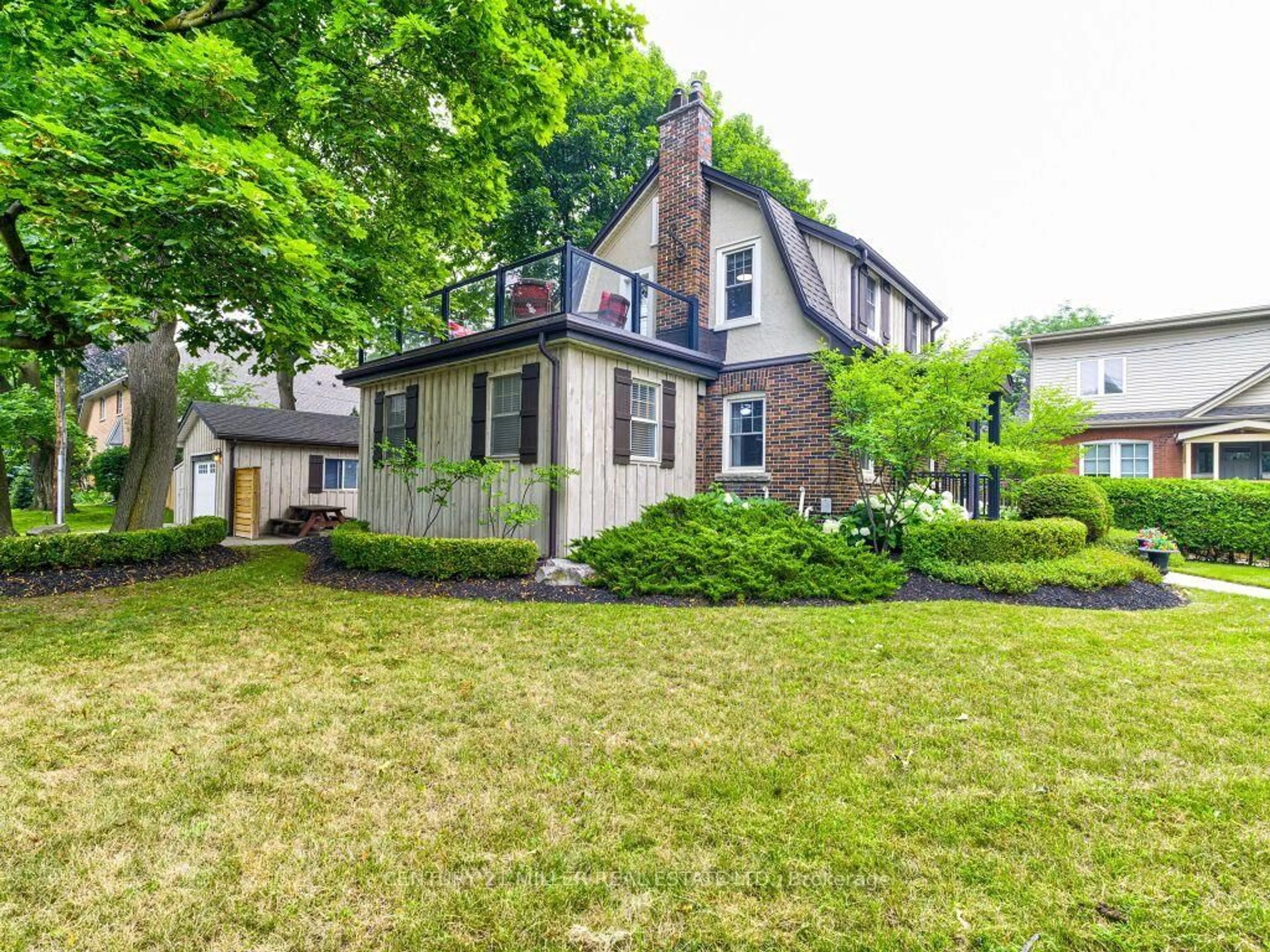 Unknown for 1007 North Shore Blvd, Burlington Ontario L7T 1X8