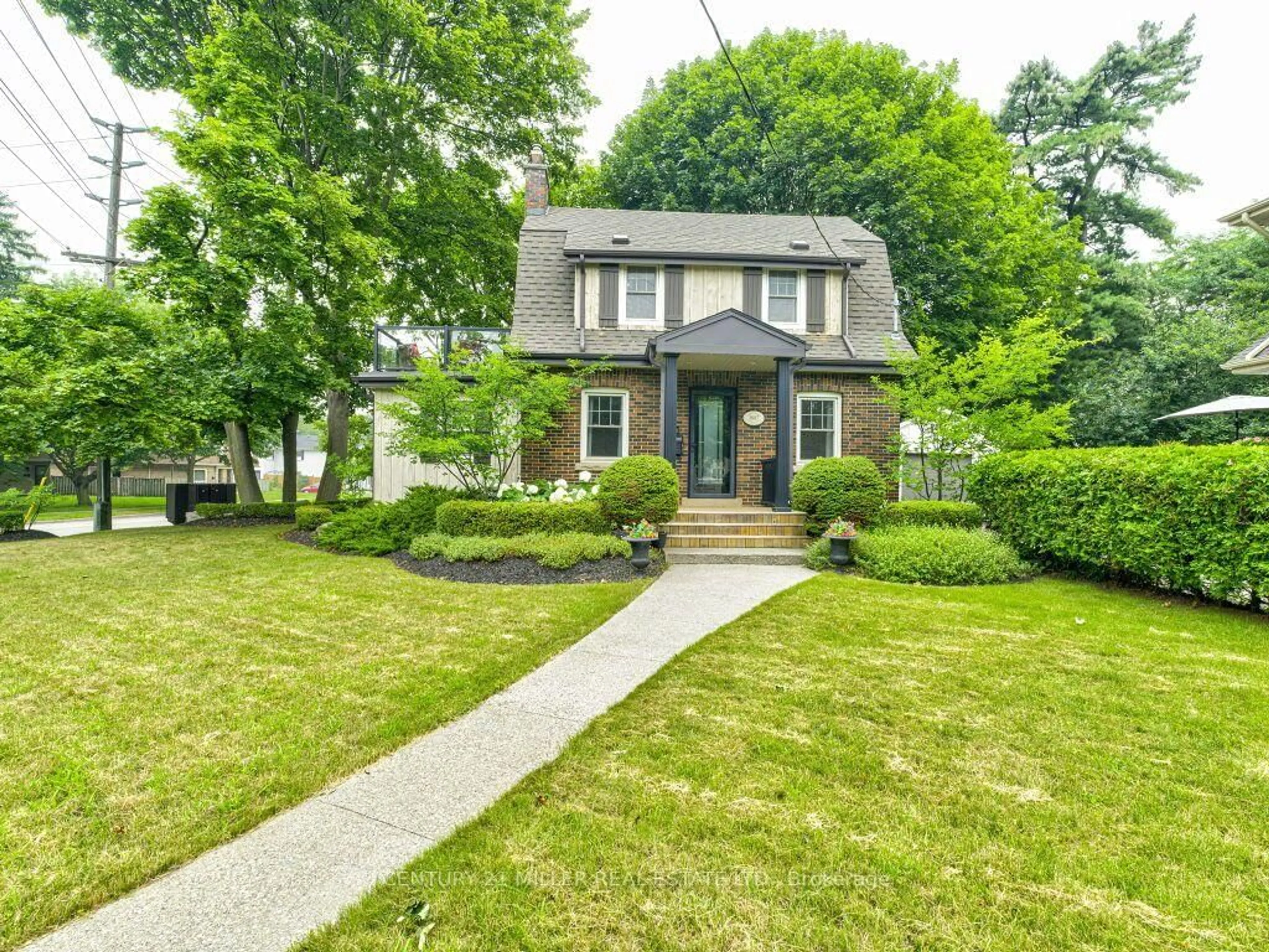 Unknown for 1007 North Shore Blvd, Burlington Ontario L7T 1X8