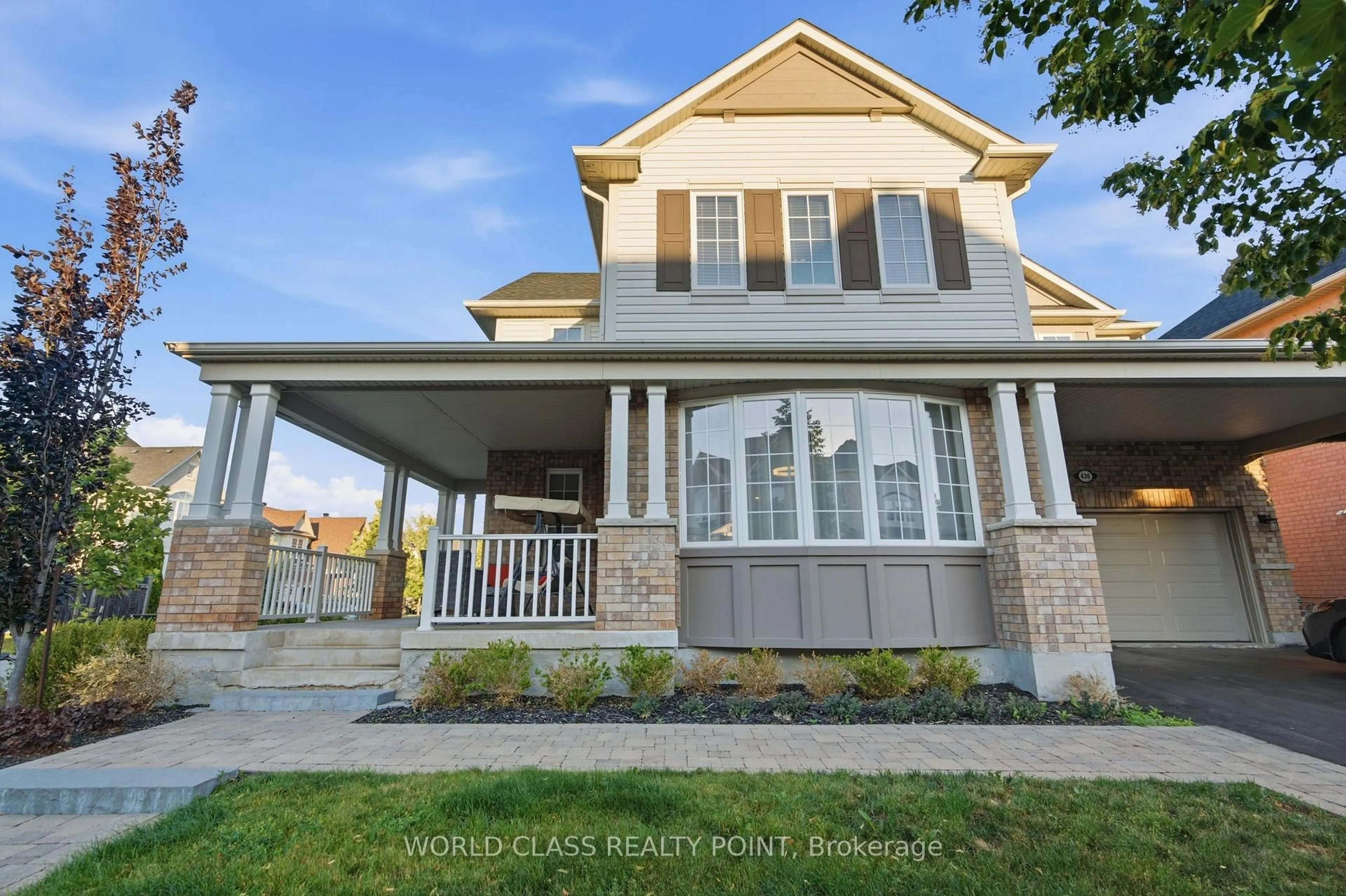 Home with vinyl exterior material, street for 436 CUSICK Circ, Milton Ontario L9T 0M9
