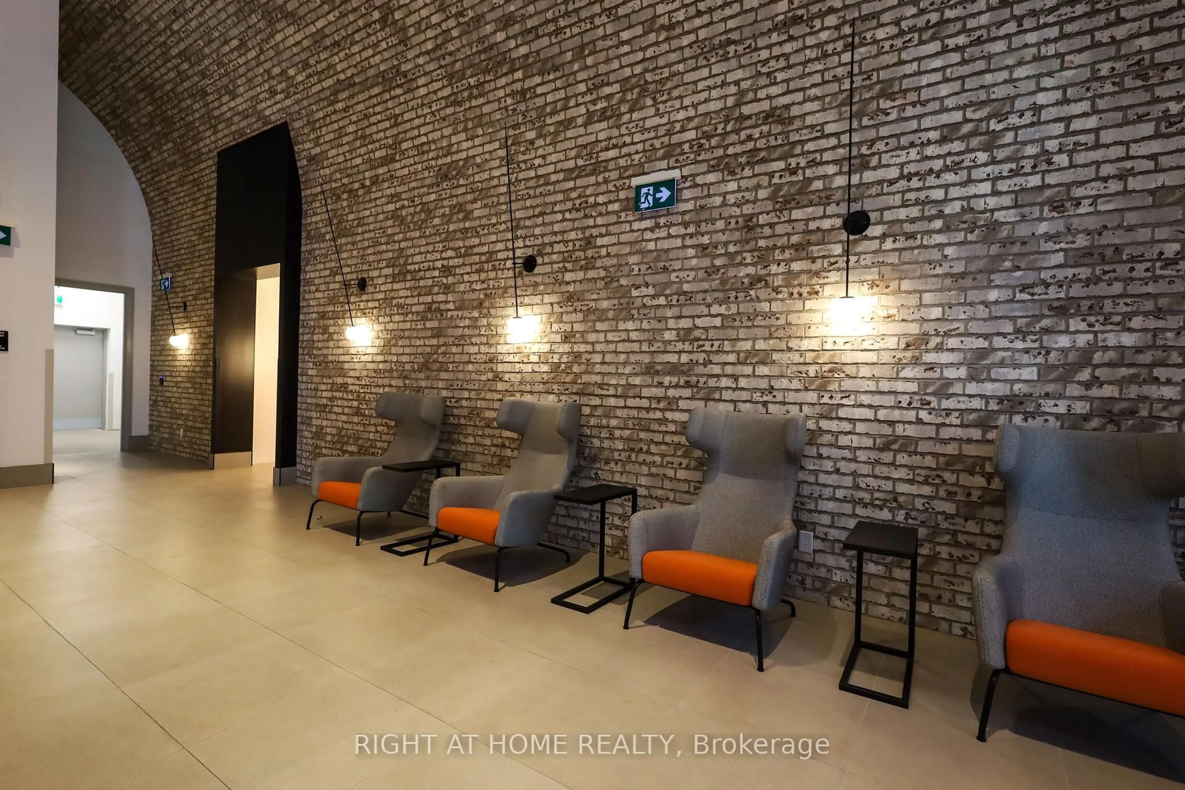 Lobby for 285 Dufferin St #525, Toronto Ontario M6K 1E6