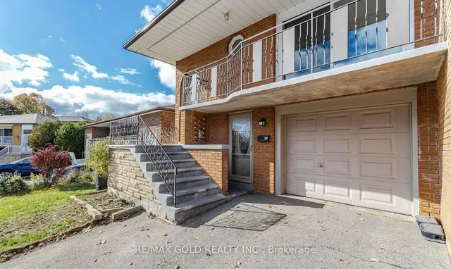 68 Prouse Dr, Brampton 2