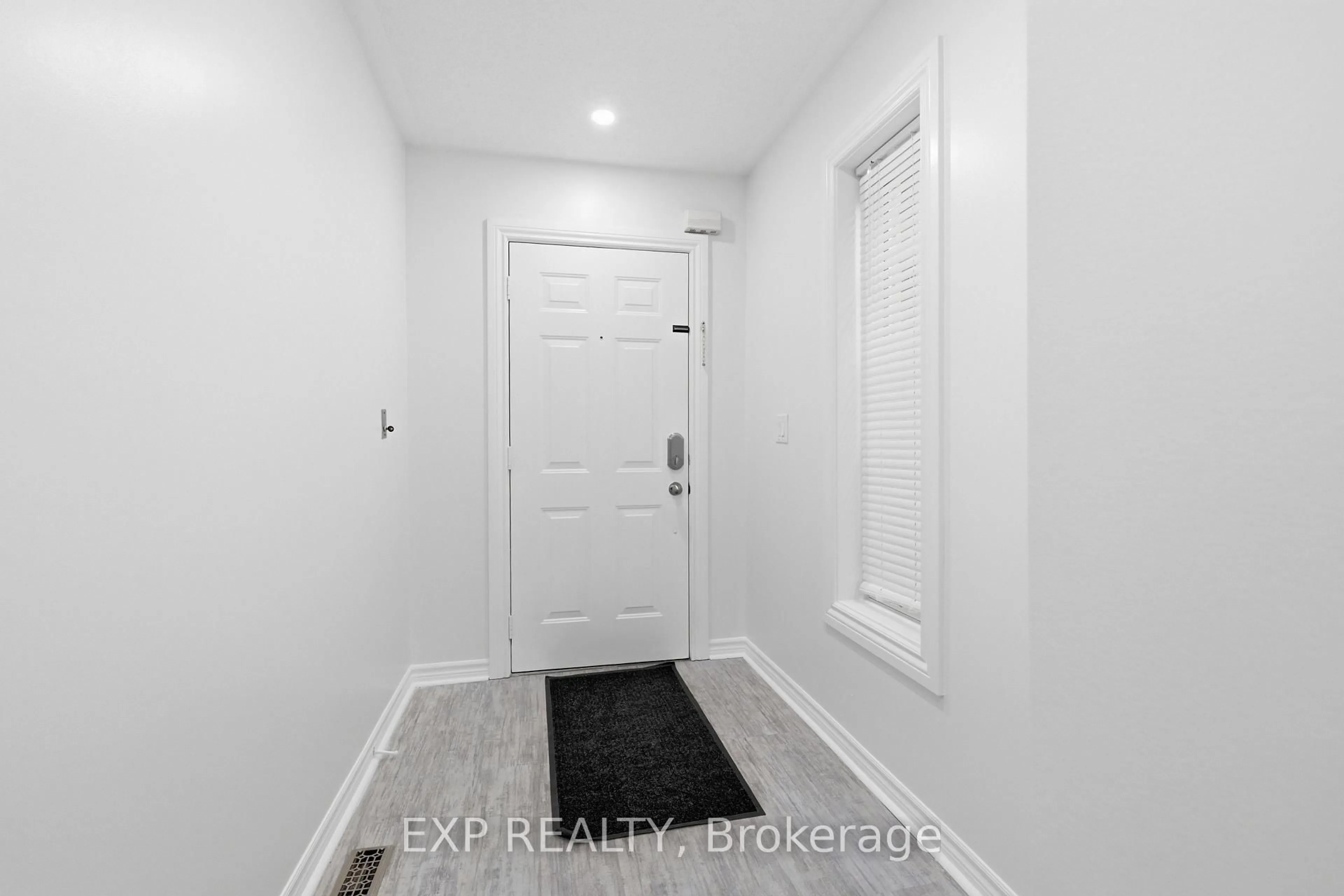 Indoor entryway for 1015 Borden Lane, Milton Ontario L9T 5N9