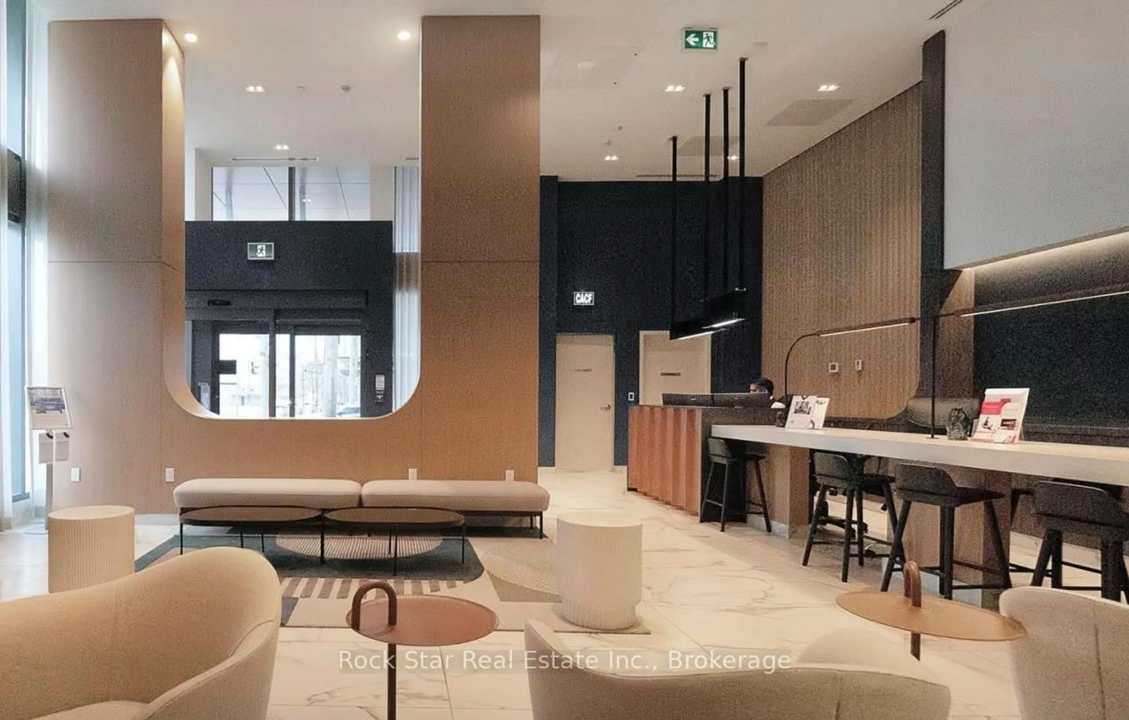 Lobby for 1195 THE QUEENSWAY #418, Toronto Ontario M8Z 0H1