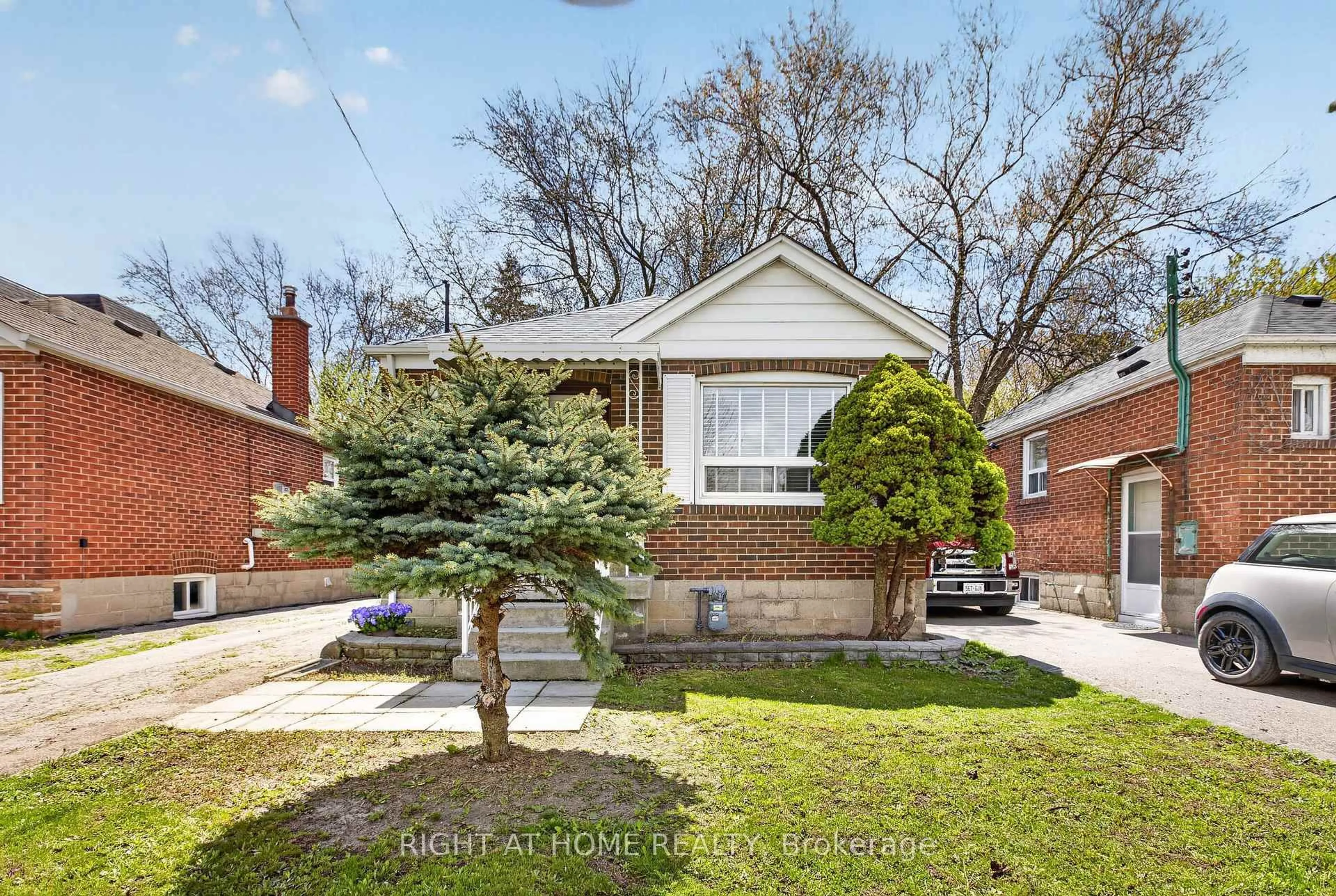 Home with brick exterior material, street for 77 Elma St, Toronto Ontario M8V 1X9