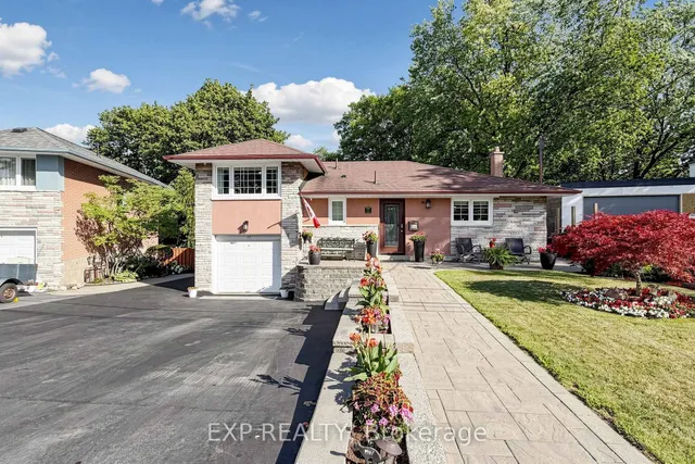 77 Letchworth Cres, Toronto 2