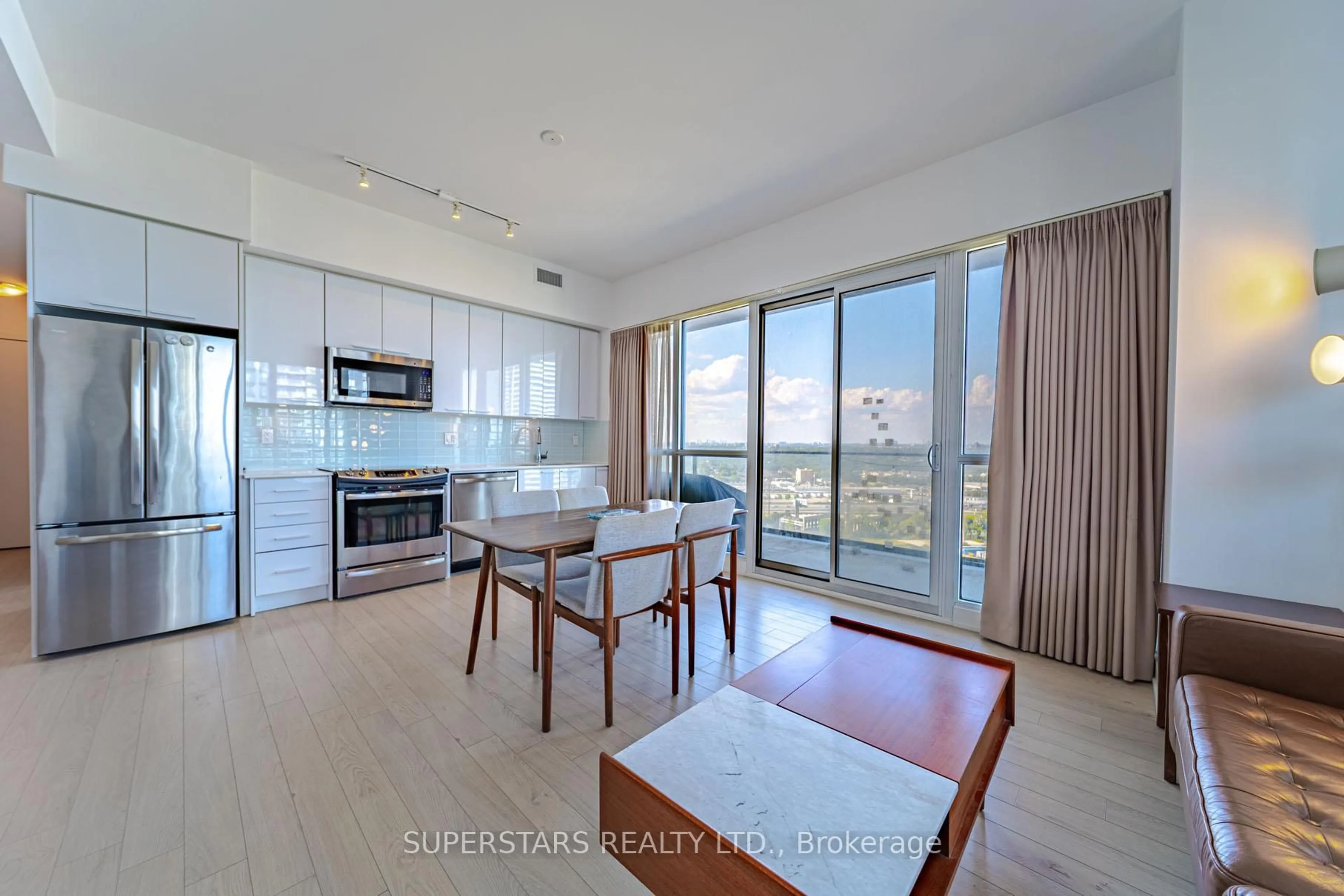 Open concept kitchen, unknown for 10 Parklawn Rd #2409, Toronto Ontario M8V 0H9