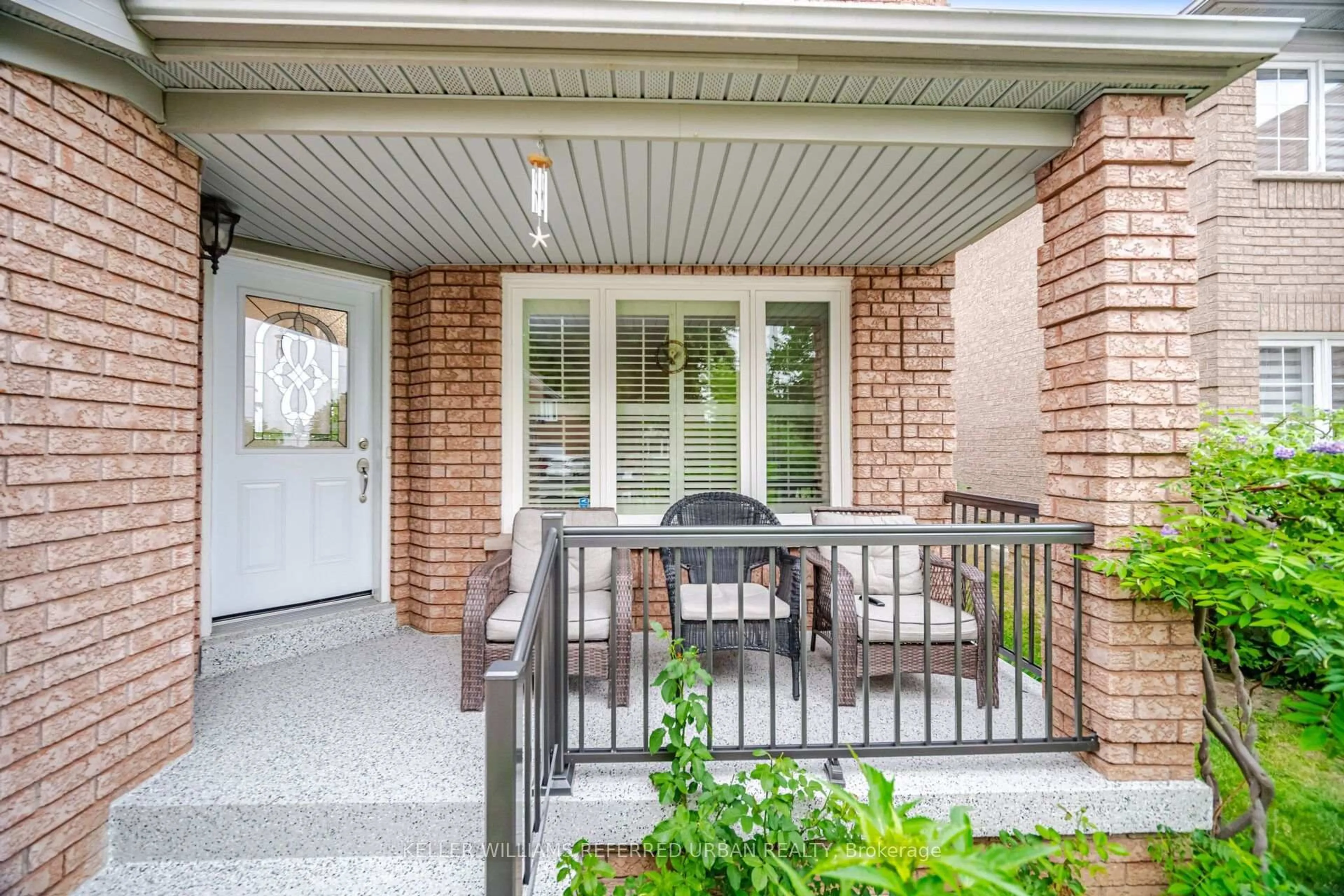 Patio, street for 19 Softneedle Ave, Brampton Ontario L6R 1K8