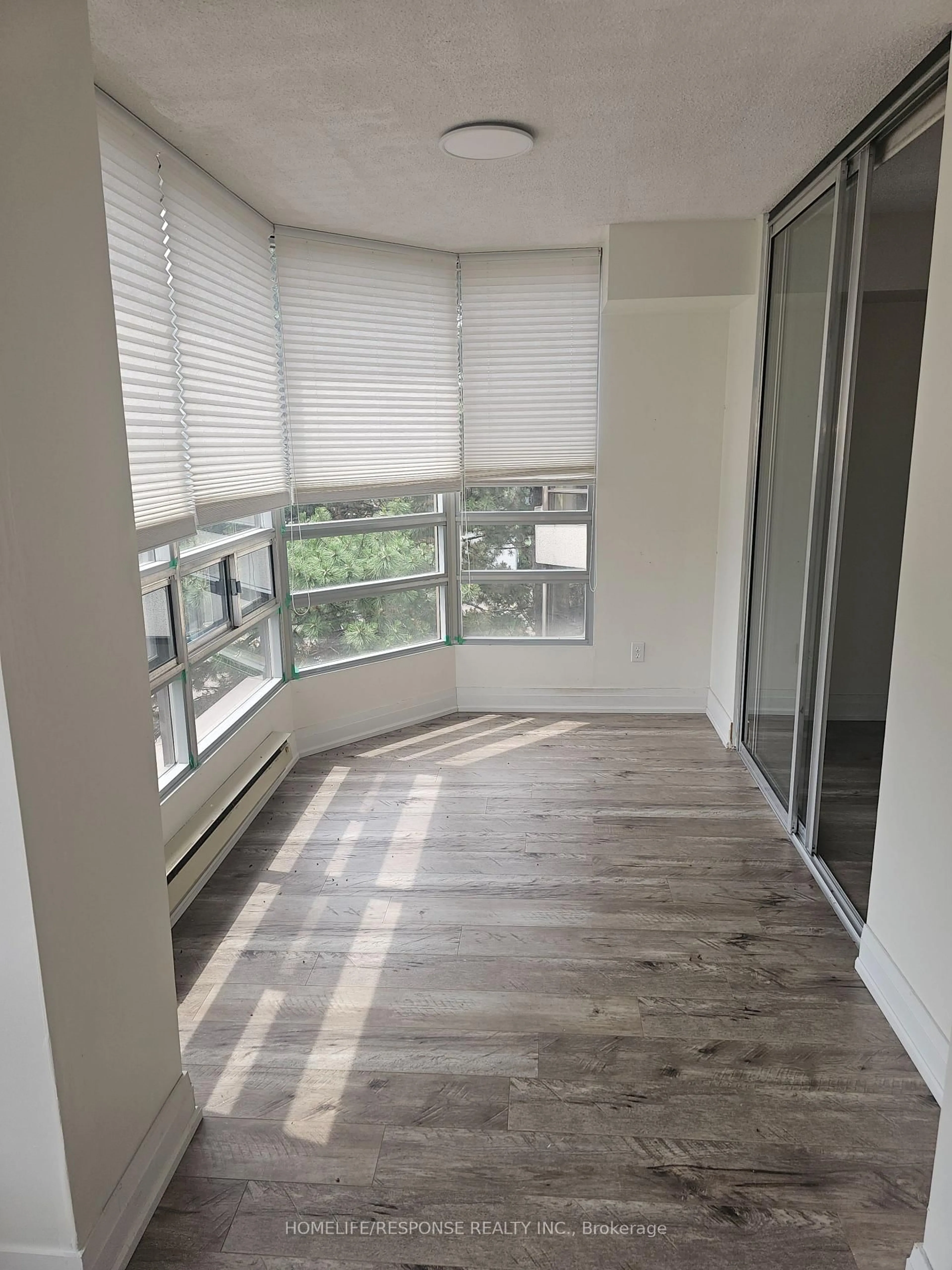 A pic of a room for 310 MILL St #308, Brampton Ontario L6Y 3B1