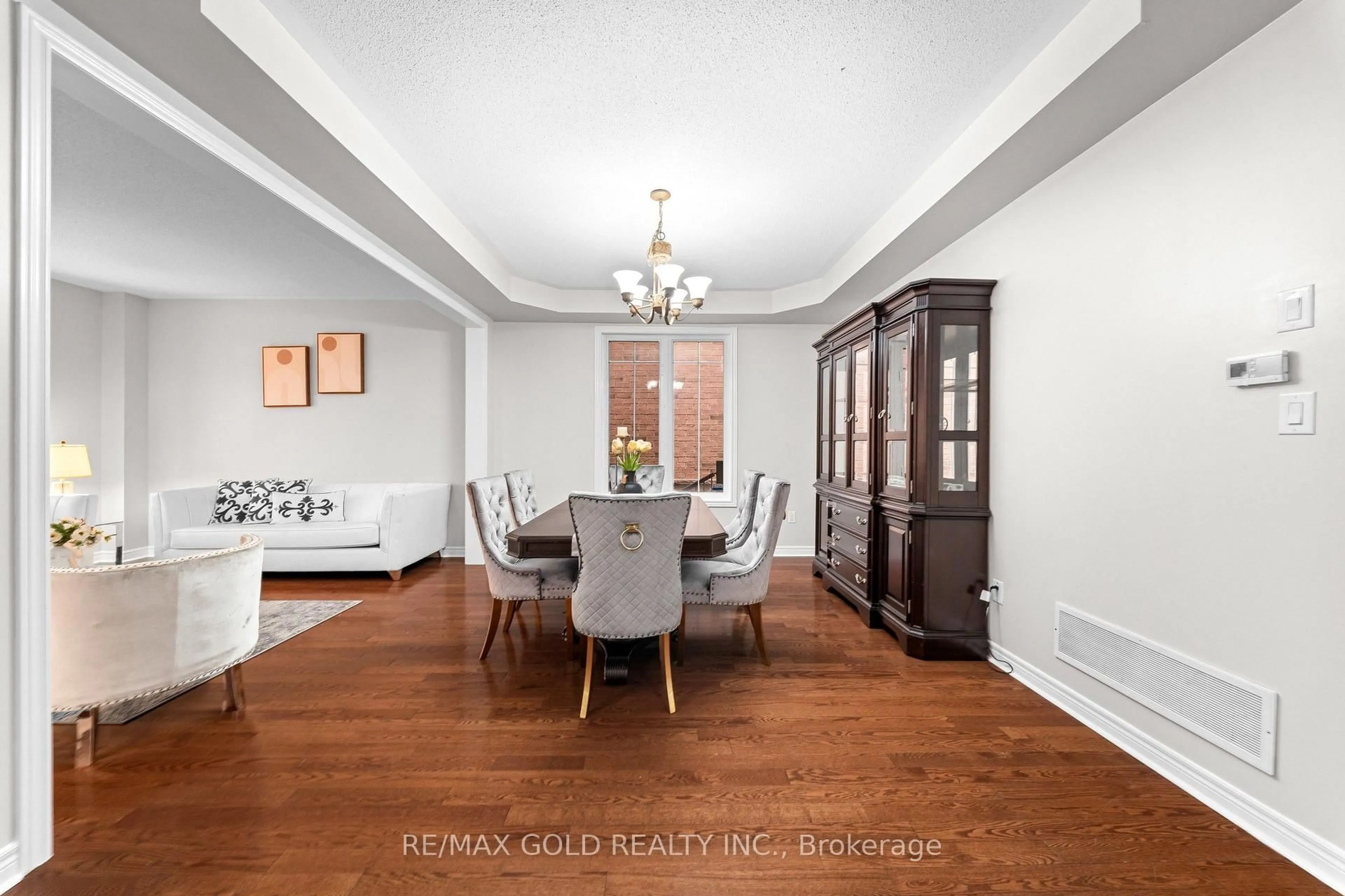 Dining room, unknown for 43 Midsummer Dr, Brampton Ontario L6P 3E4