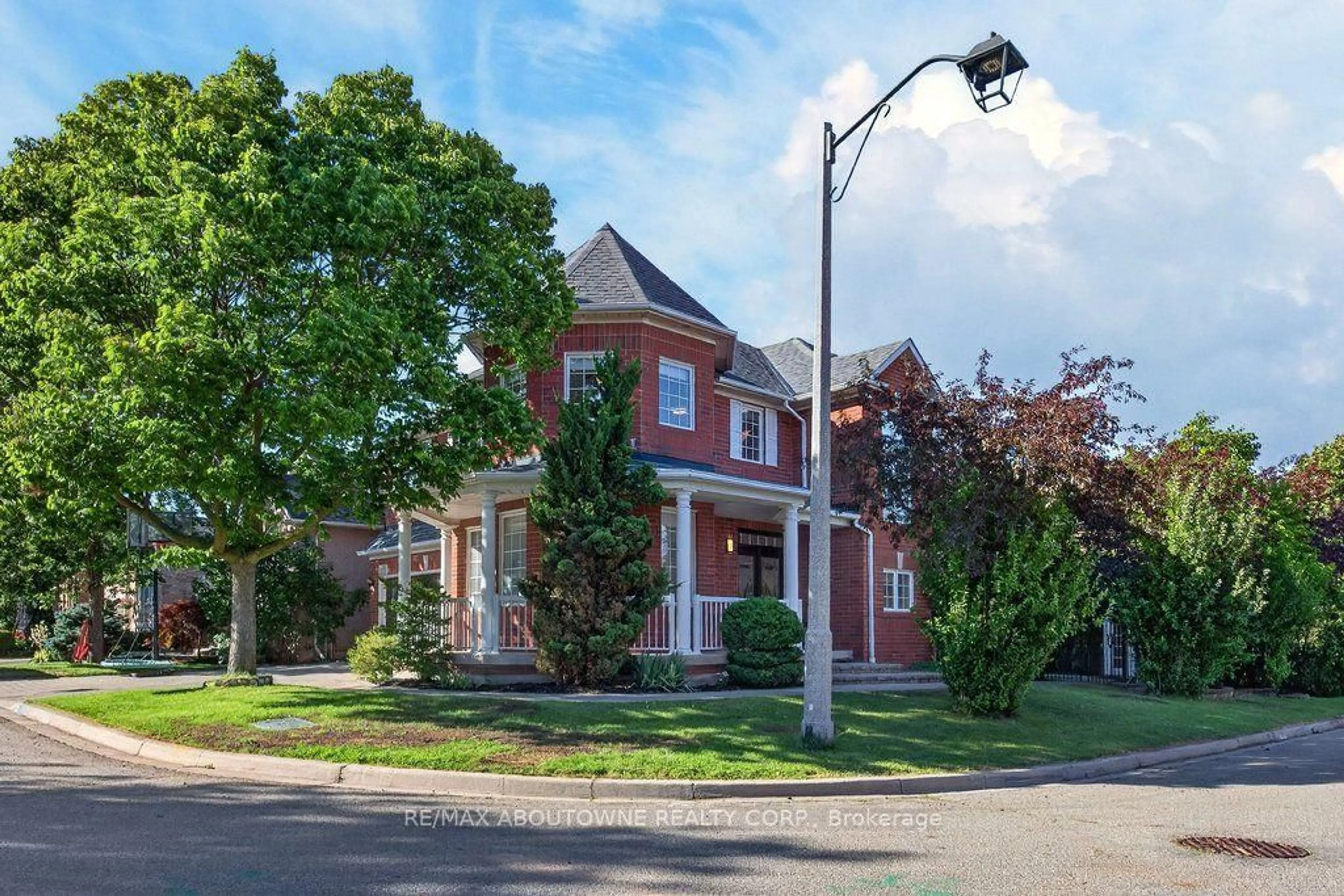Home with brick exterior material, street for 2201 Lapsley Cres, Oakville Ontario L6M 4V2