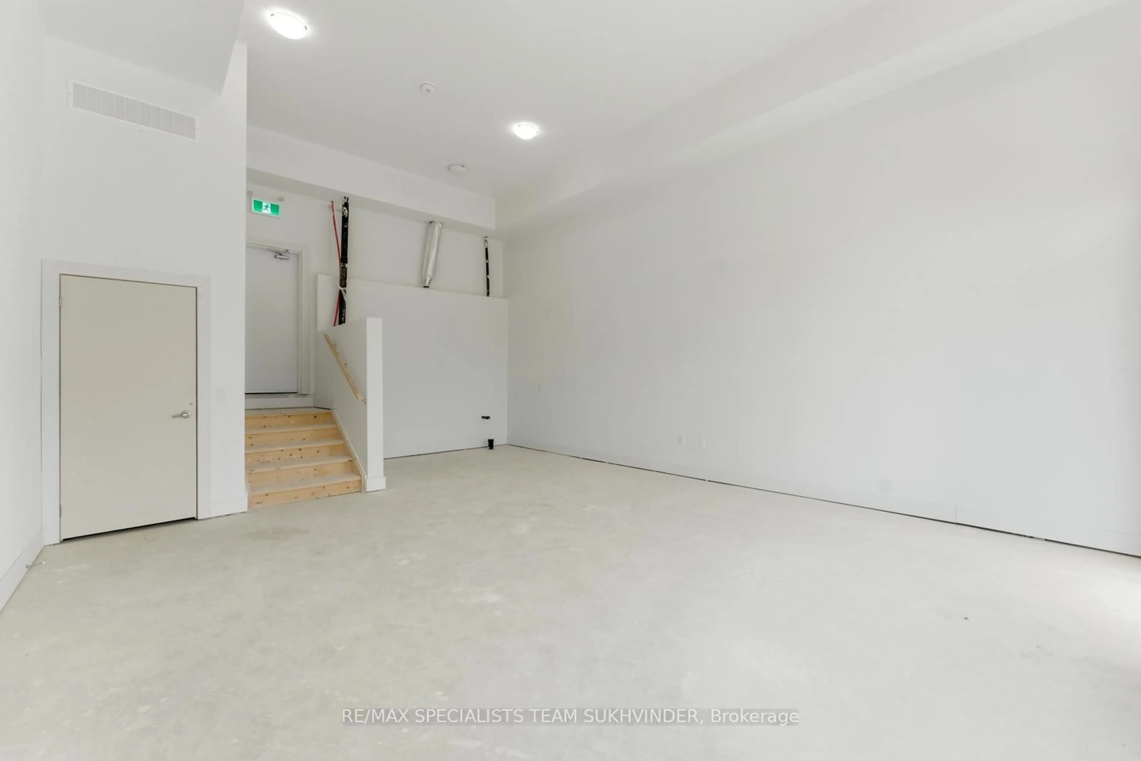 A pic of a room for 134 Falby Rd, Brampton Ontario L6P 4S1