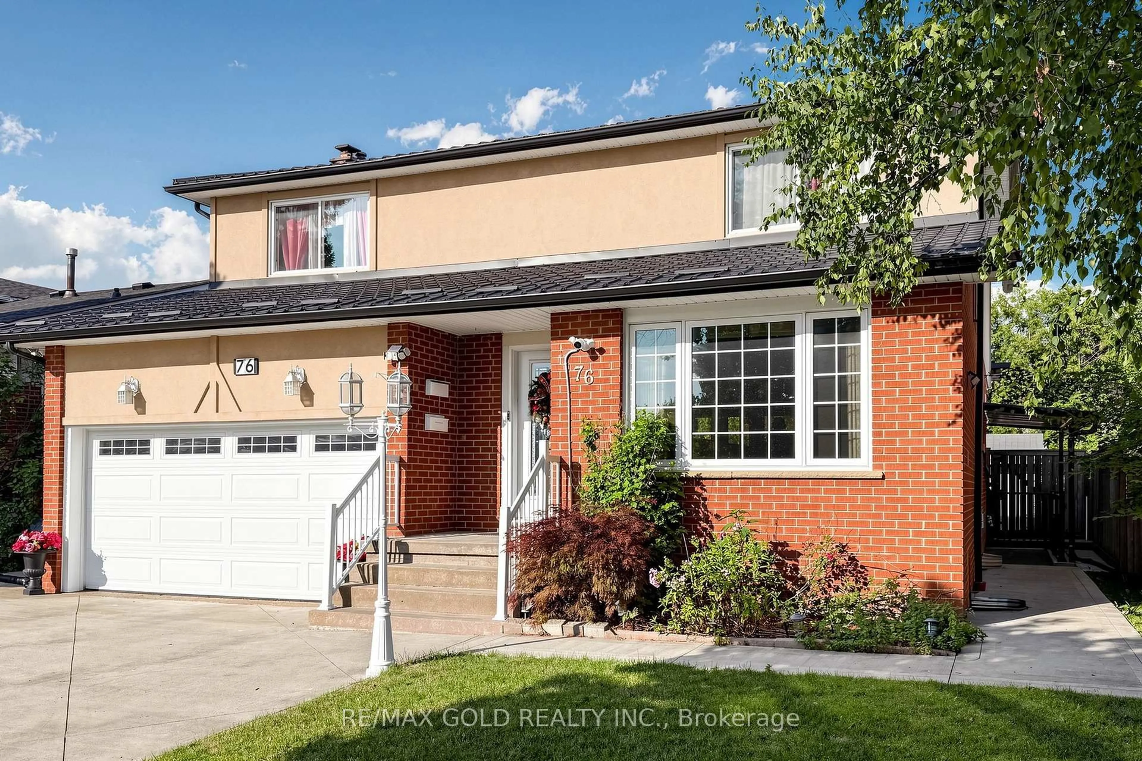 Home with brick exterior material, street for 76 Charters Rd, Brampton Ontario L6V 2S5