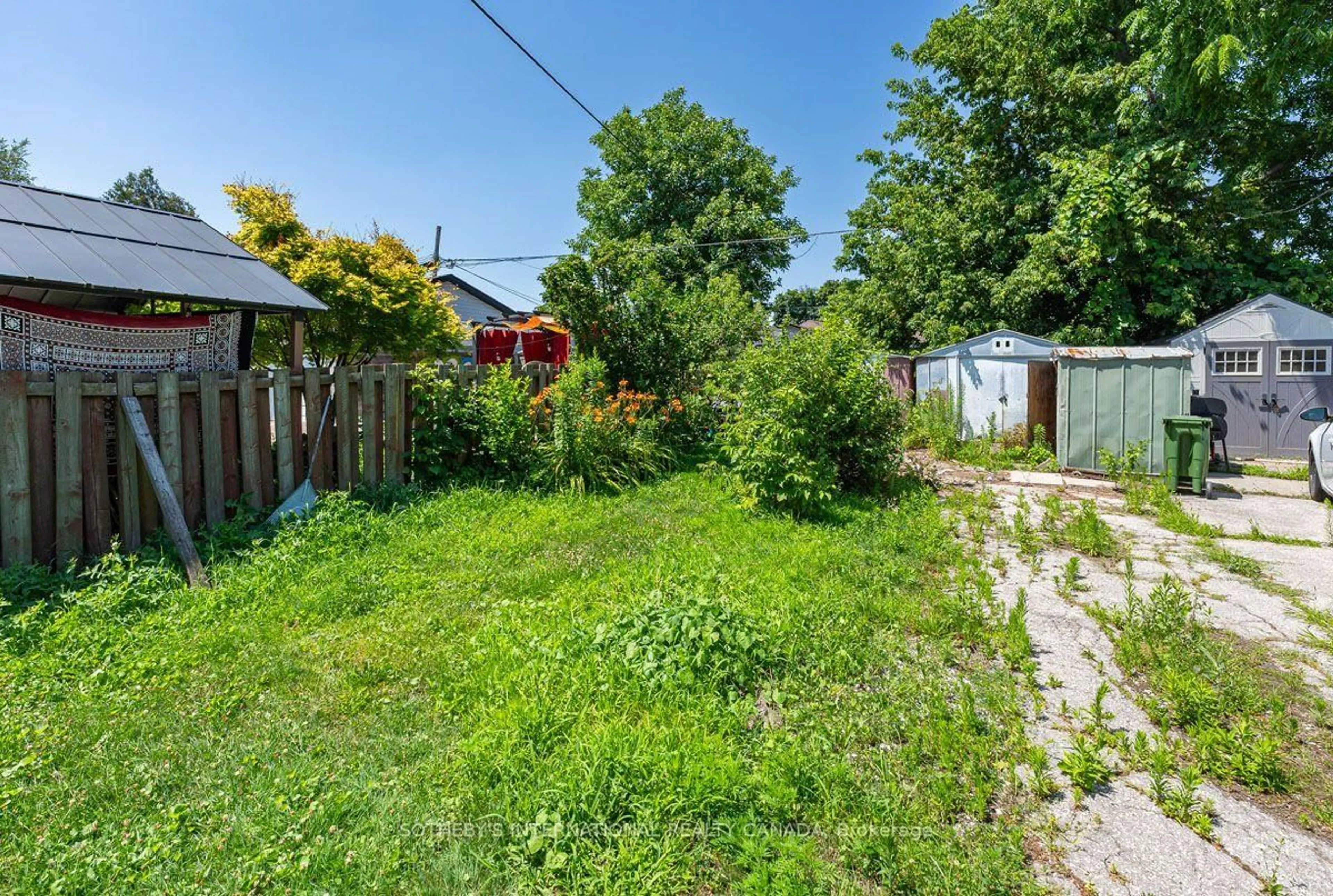 Shed for 4 Marshall Blvd, Toronto Ontario M6N 2R7