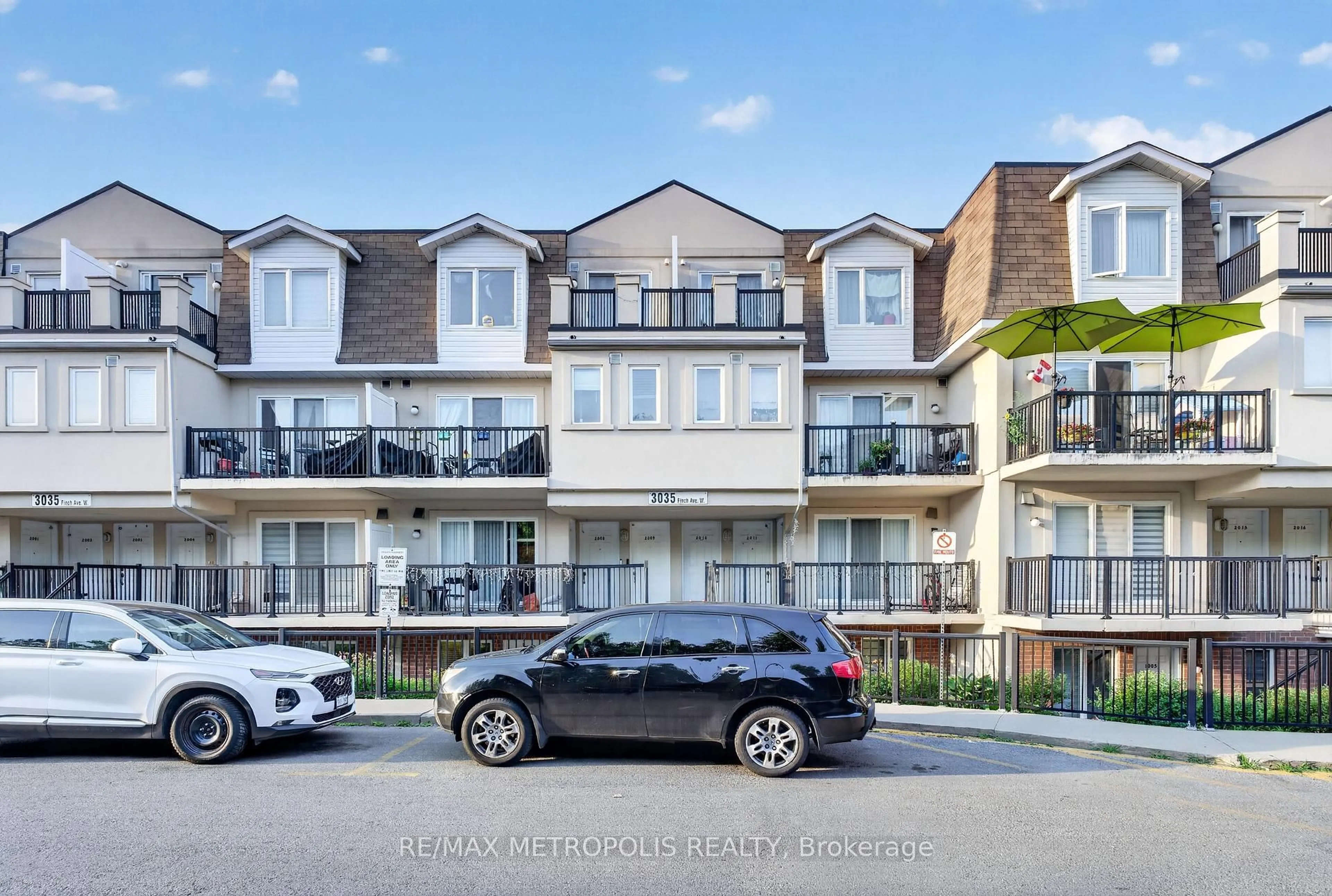 A pic from outside/outdoor area/front of a property/back of a property/a pic from drone, unknown for 3035 Finch Ave #1003, Toronto Ontario M9M 0A3