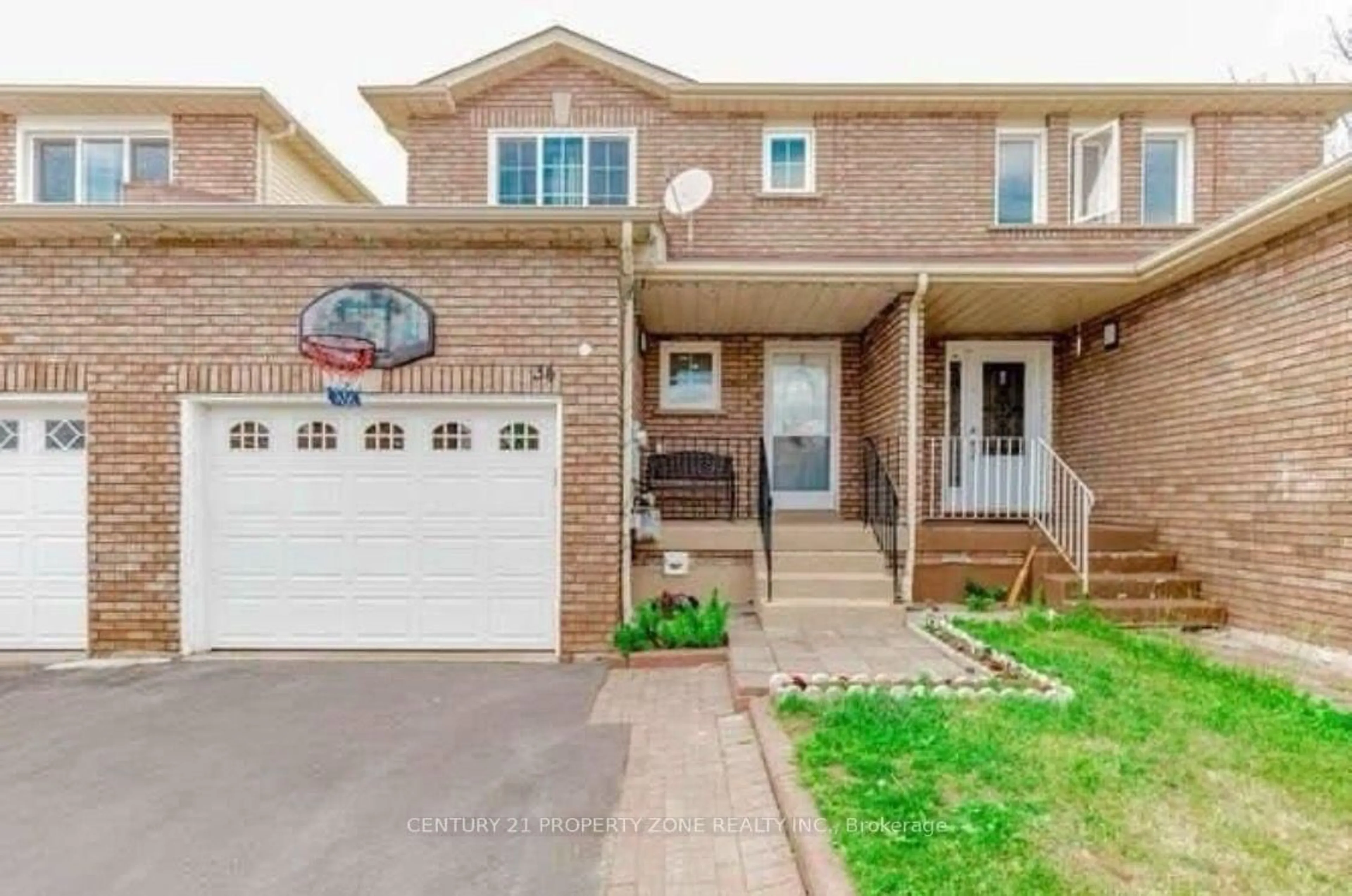 Home with brick exterior material, street for 34 Tulip Dr, Brampton Ontario L6Y 3V9