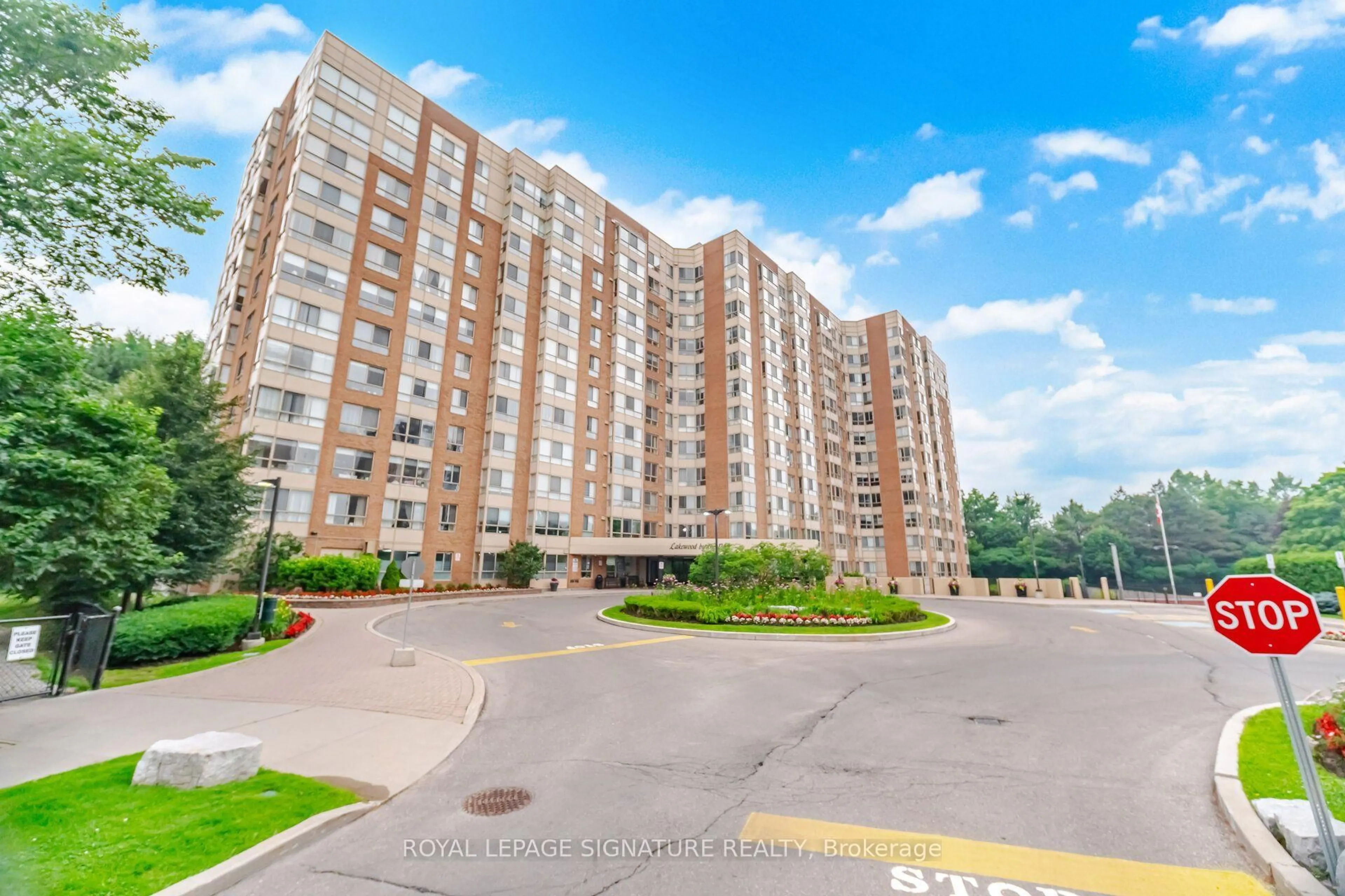 Unknown for 1485 Lakeshore Rd #411, Mississauga Ontario L5E 3G2
