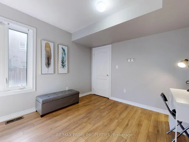 21 Sprucewood Rd, Brampton 5