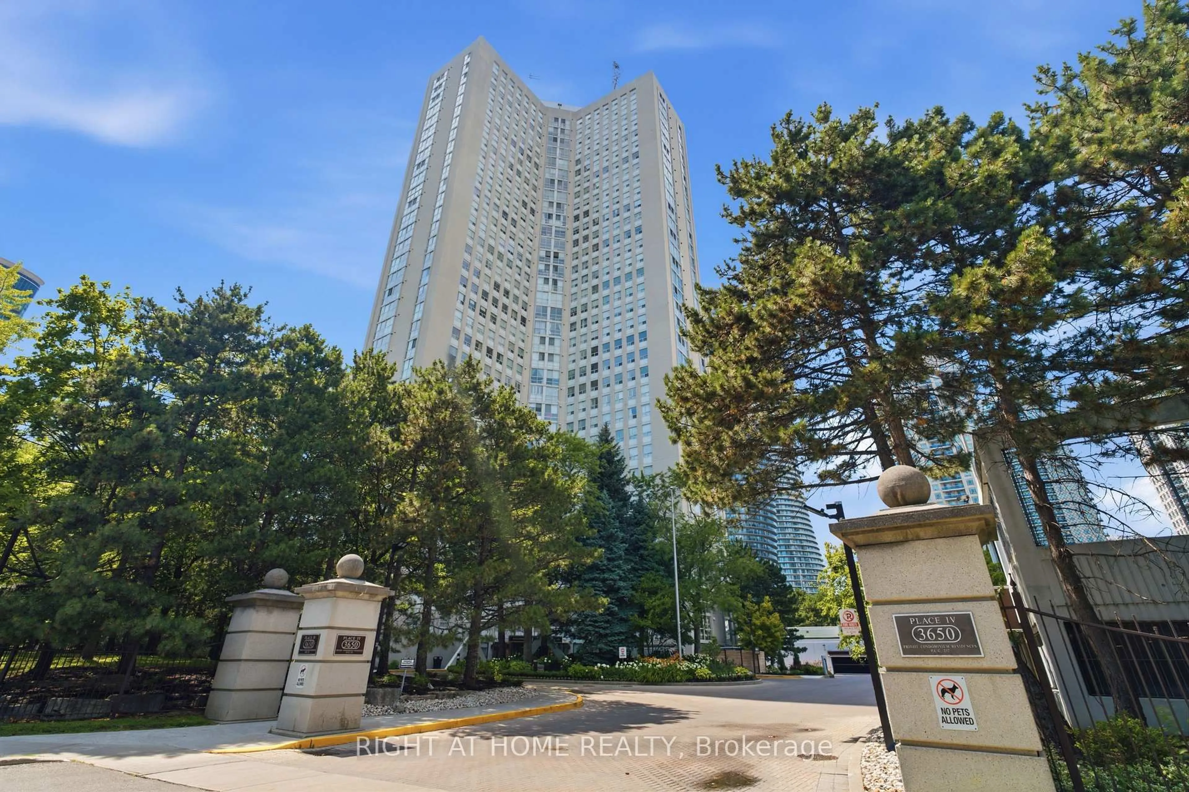 Unknown for 3650 Kaneff Cres #2507, Mississauga Ontario L5A 4A1
