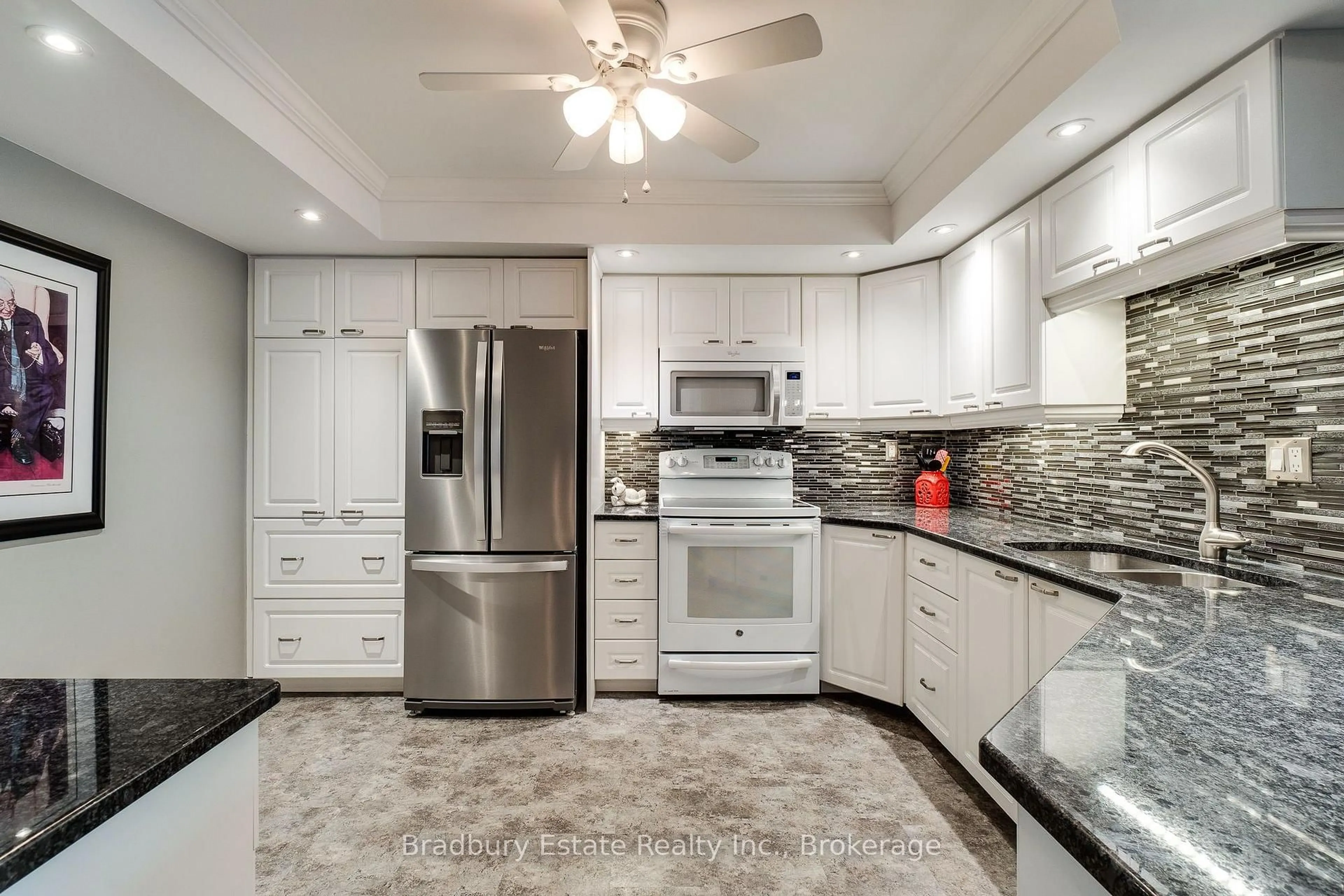 Contemporary kitchen, ceramic/tile floor for 5080 Pinedale Ave #203, Burlington Ontario L7L 5V7