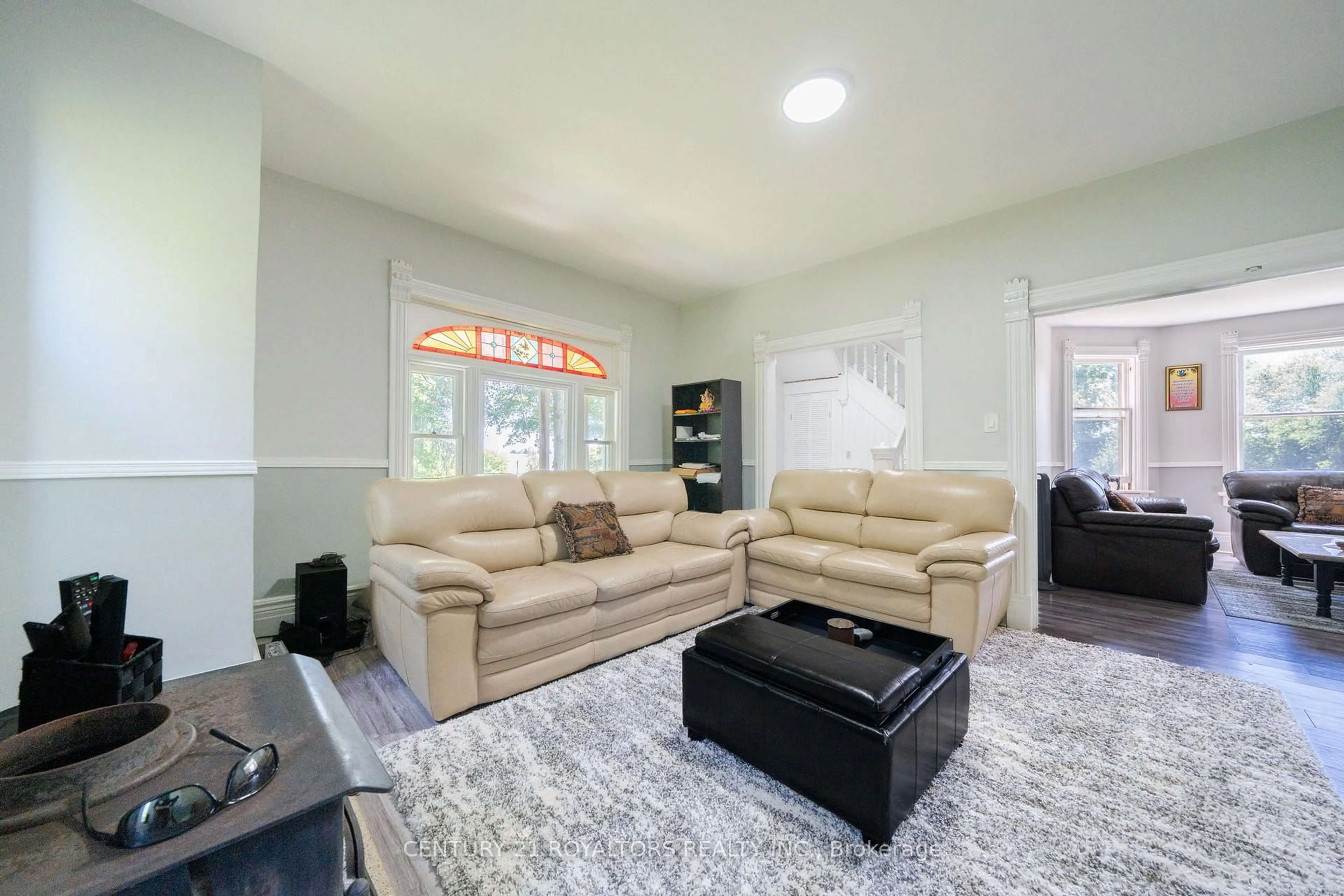 Living room with furniture, unknown for 5112 King St, Caledon Ontario L7C 0R8
