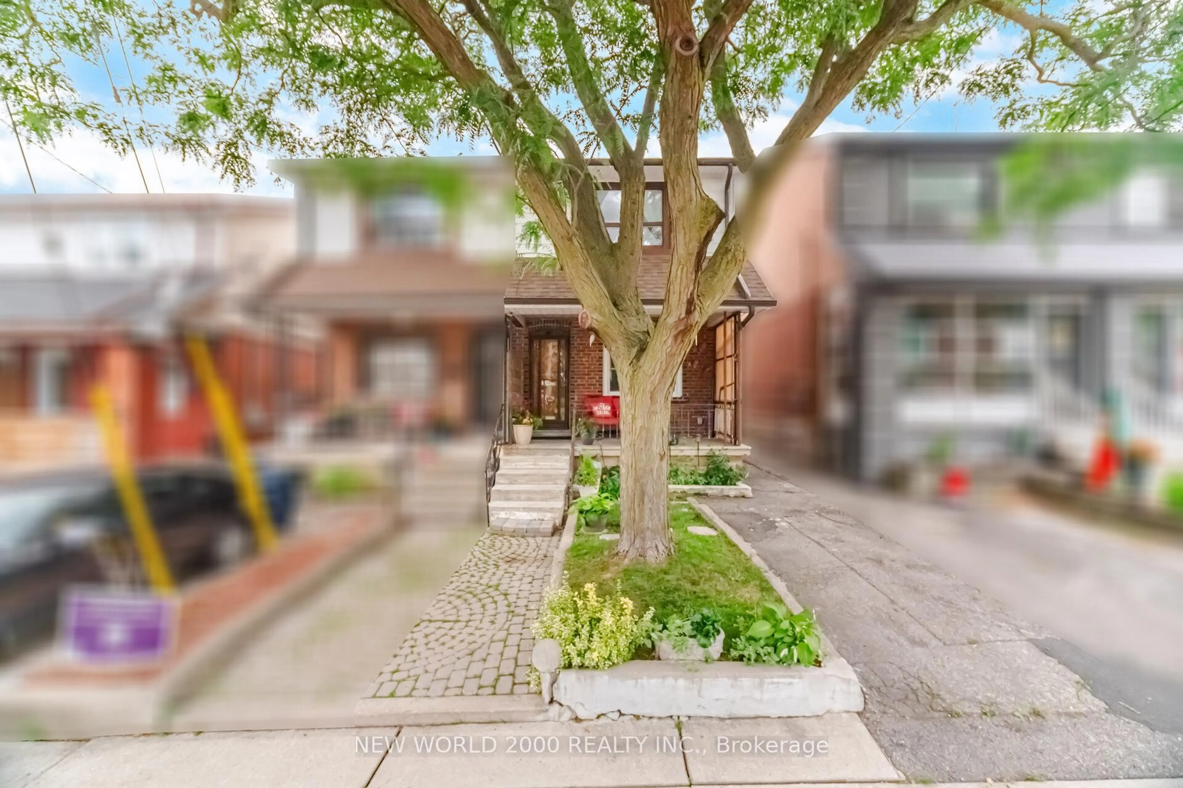 Patio, street for 20 Rockwell Ave, Toronto Ontario M6N 1N5