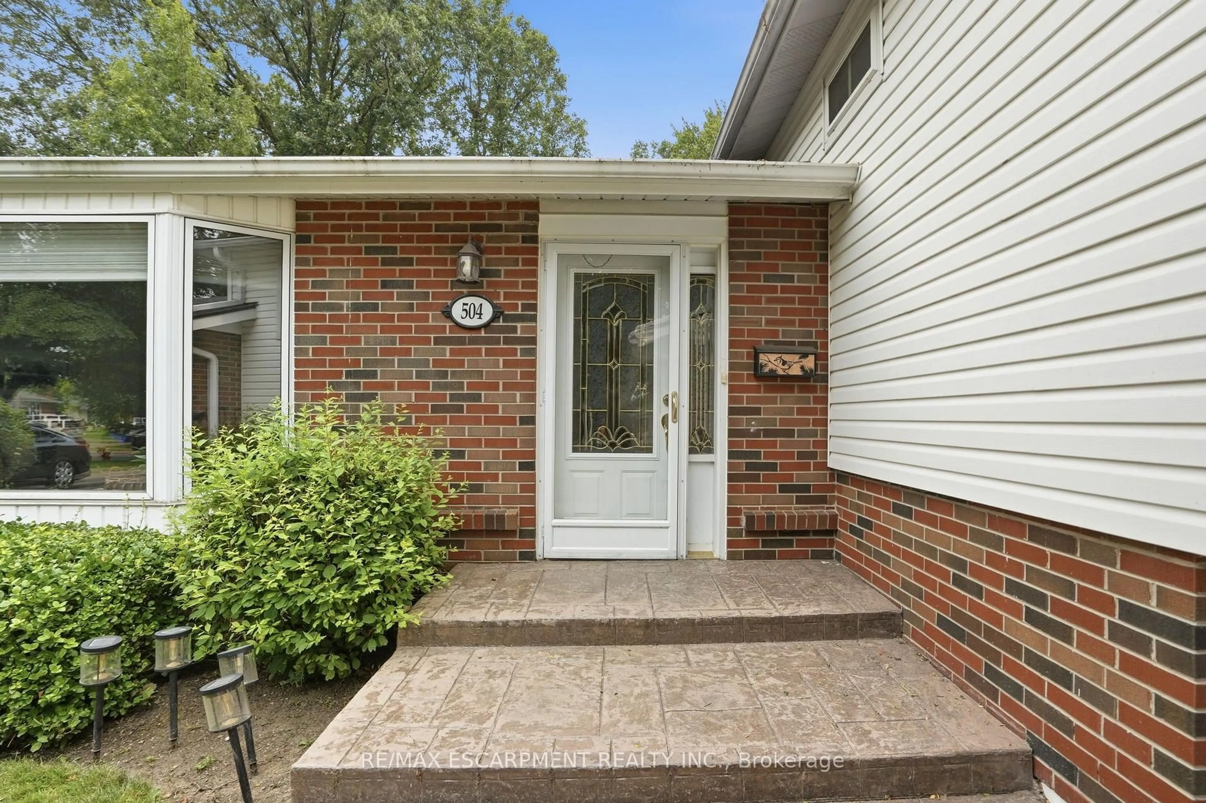 Unknown for 504 KENMARR Cres, Burlington Ontario L7L 4R7