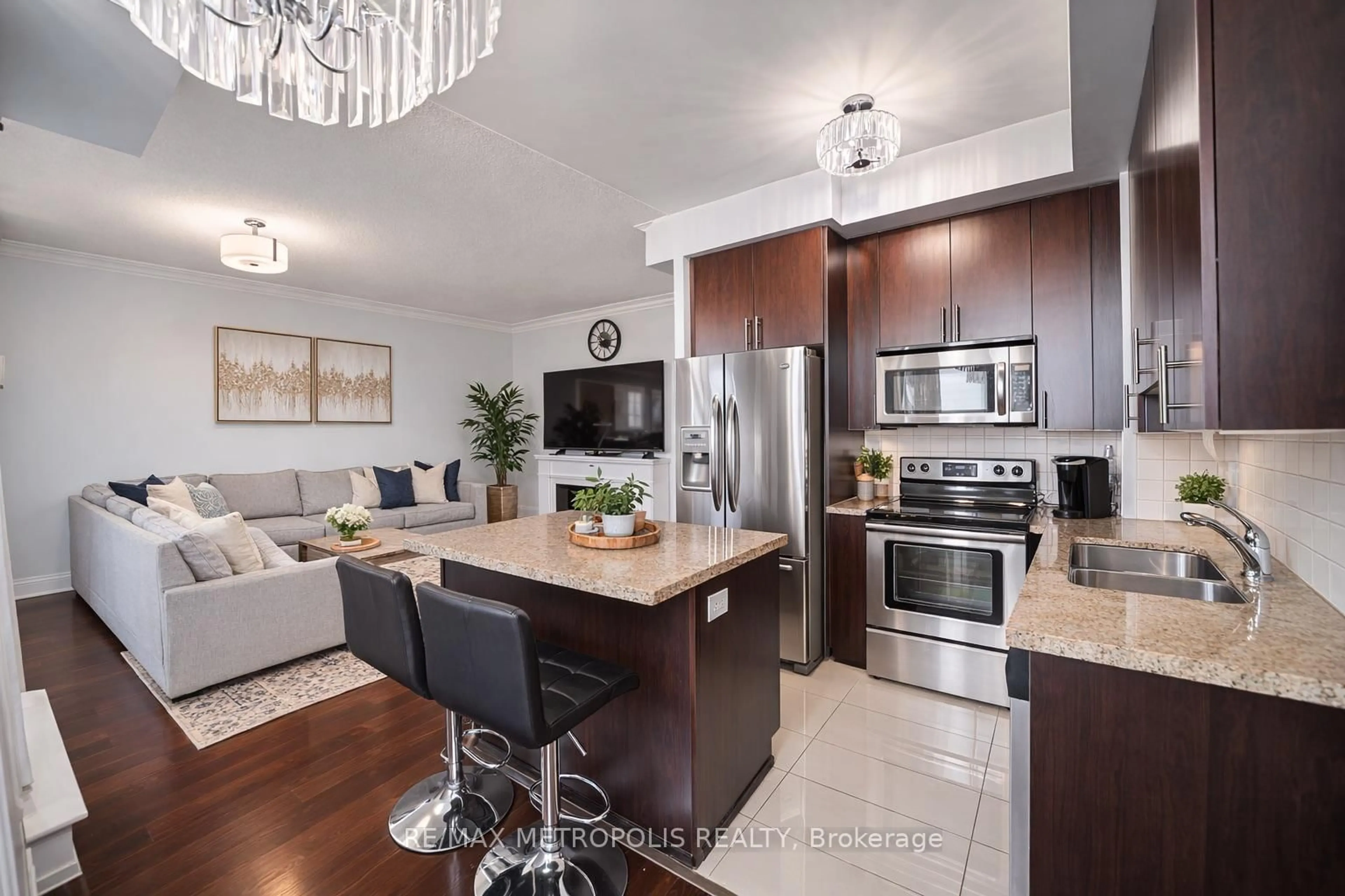 Open concept kitchen, unknown for 1070 Sheppard Ave #PH16, Toronto Ontario M3J 0G8