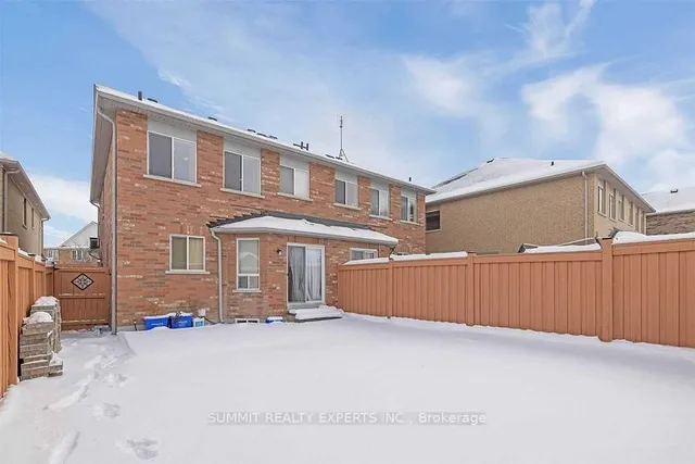 94 Sleightholme Cres, Brampton 2