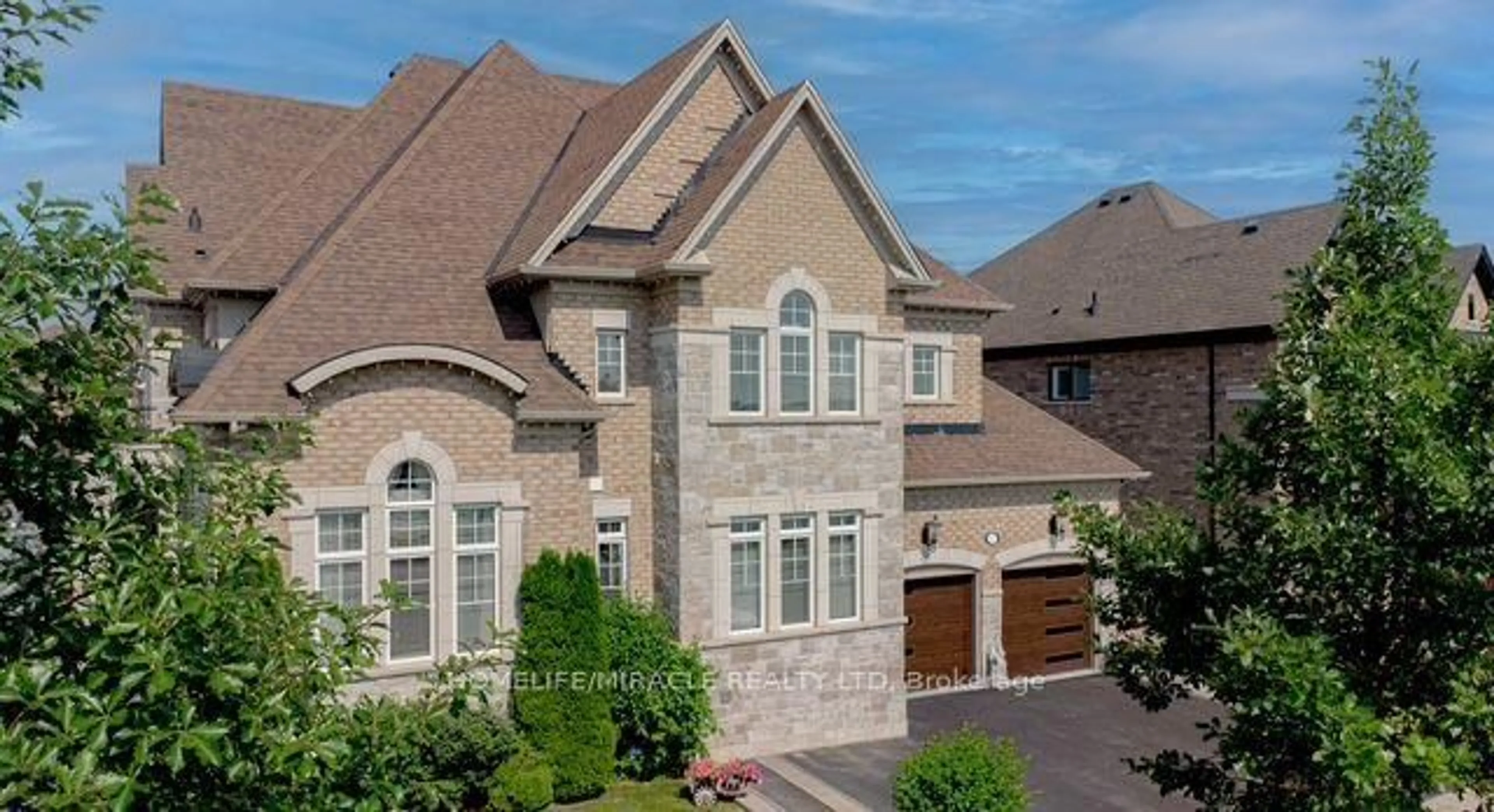 Home with brick exterior material, street for 37 Degrey Dr, Brampton Ontario L6P 3X5