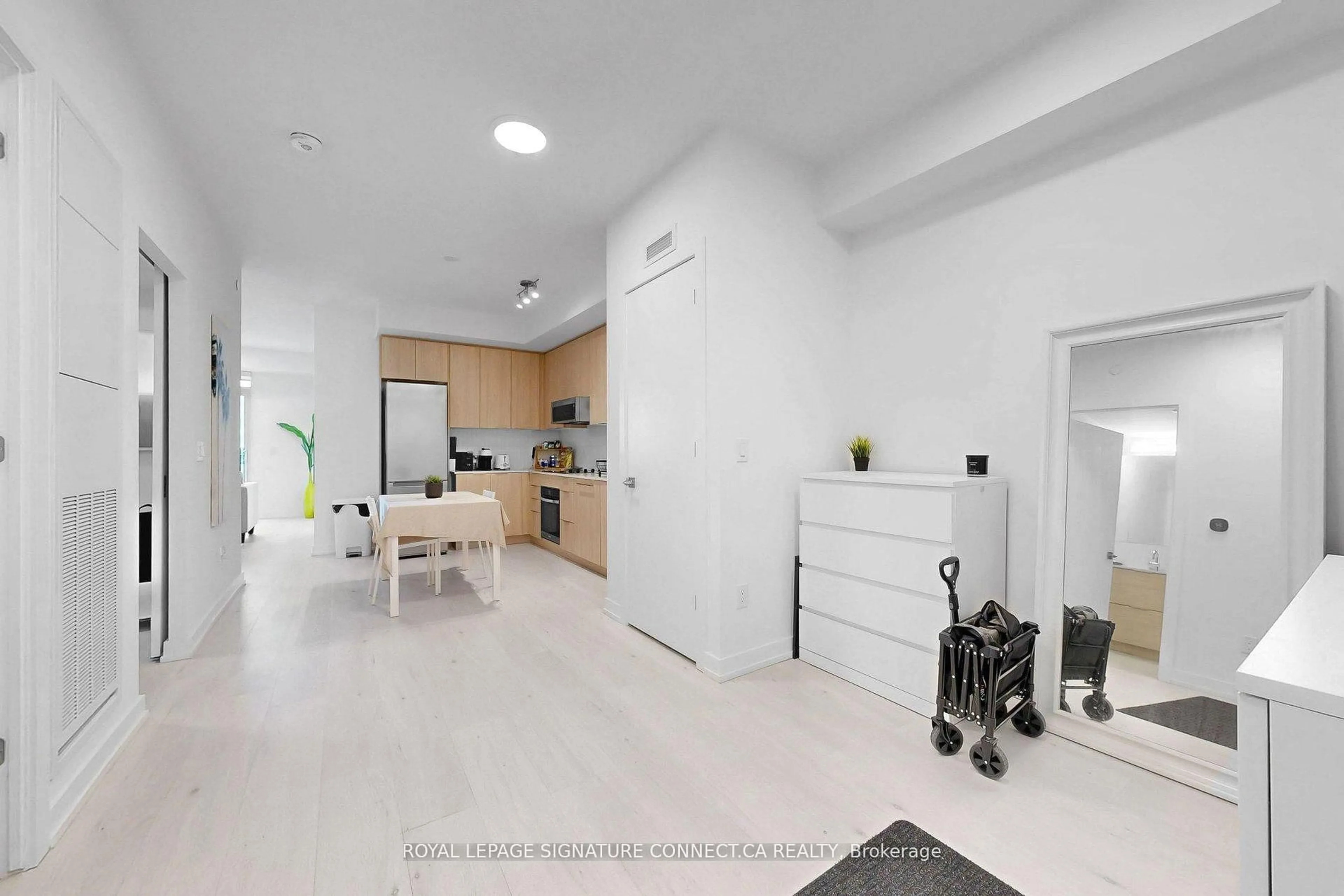 Unknown for 2501 Saw Whet Blvd #509, Oakville Ontario L6M 5N2