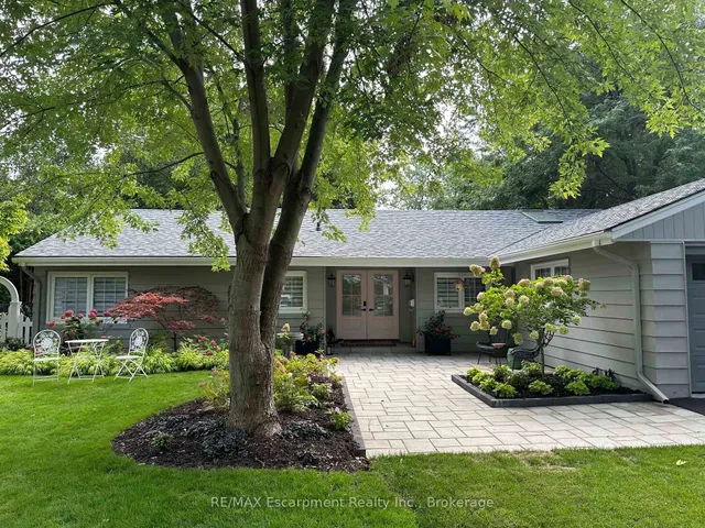 3136 Princess Blvd, Burlington 2