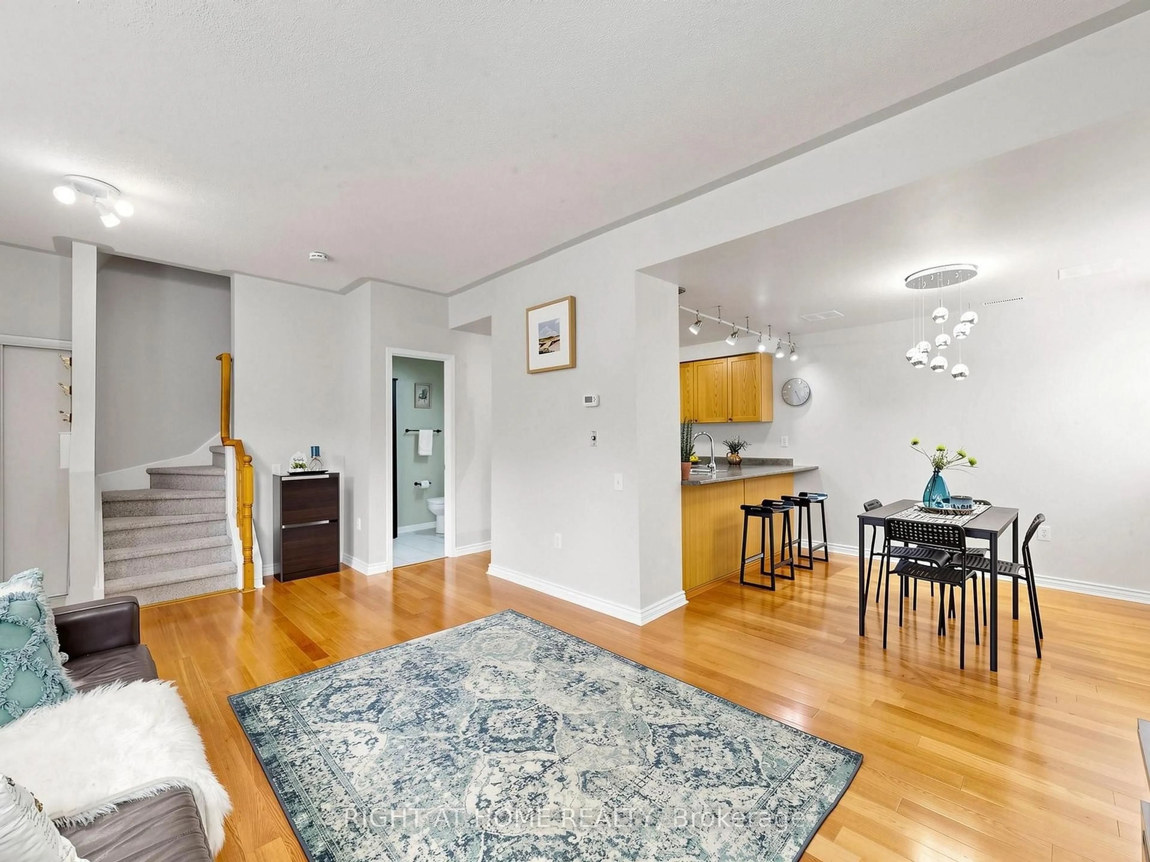 Unknown for 760 Lawrence Ave #76, Toronto Ontario M6A 3E7